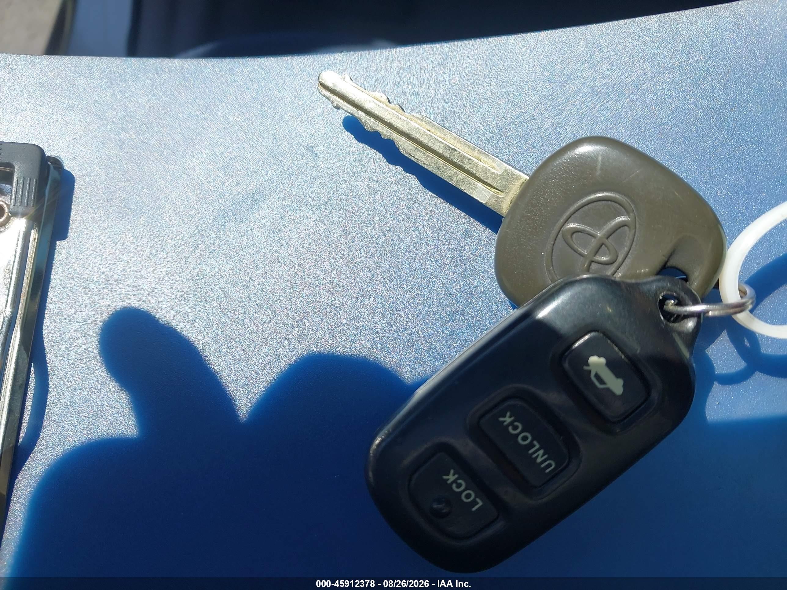 2002 Toyota Camry Le V6 Gold vin: 4T1BF32K22U013878