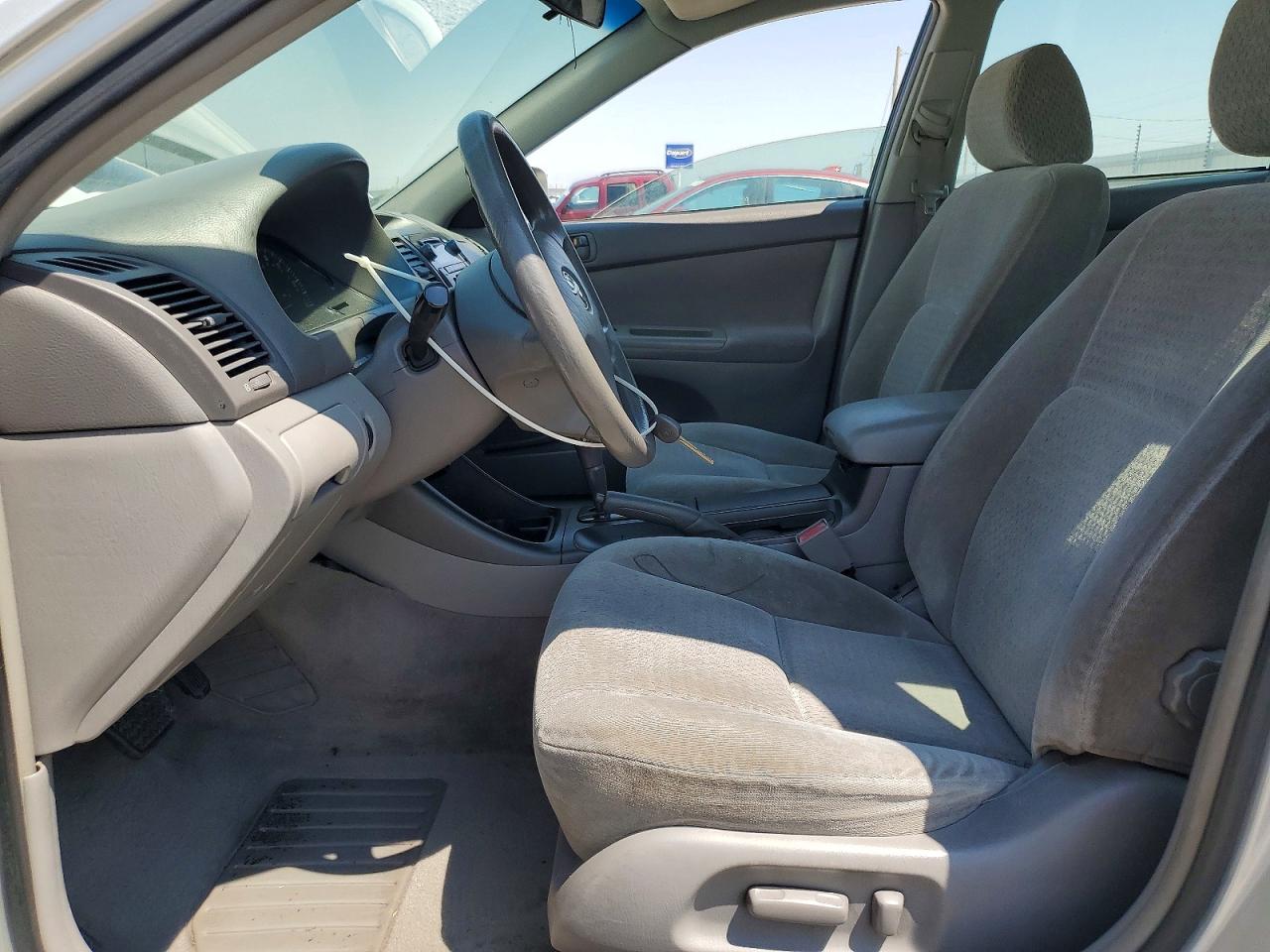 2002 Toyota Camry Le V6 Silver vin: 4T1BF32K22U020698