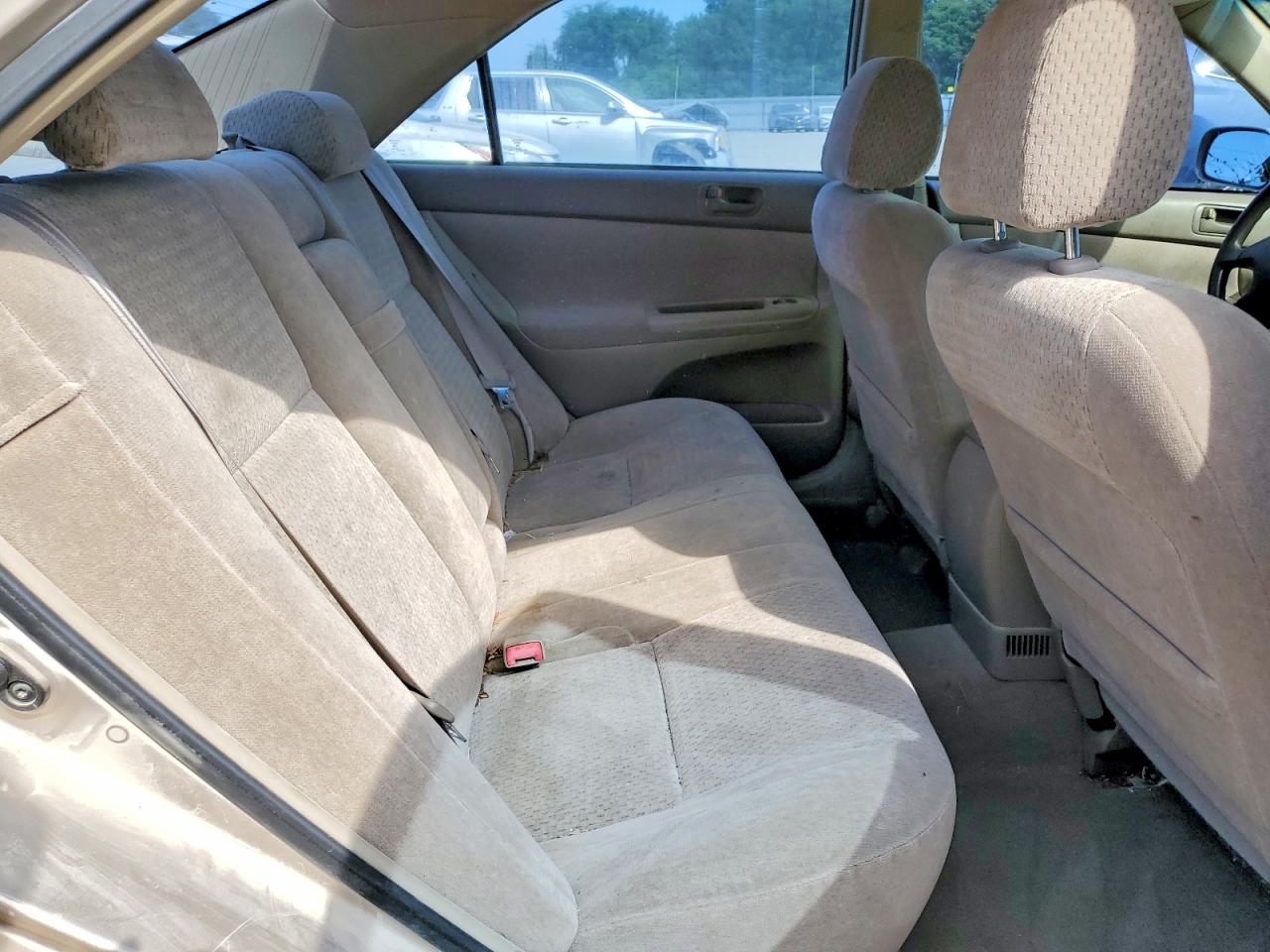 2002 Toyota Camry Le V6 Золотой vin: 4T1BF32K22U508887