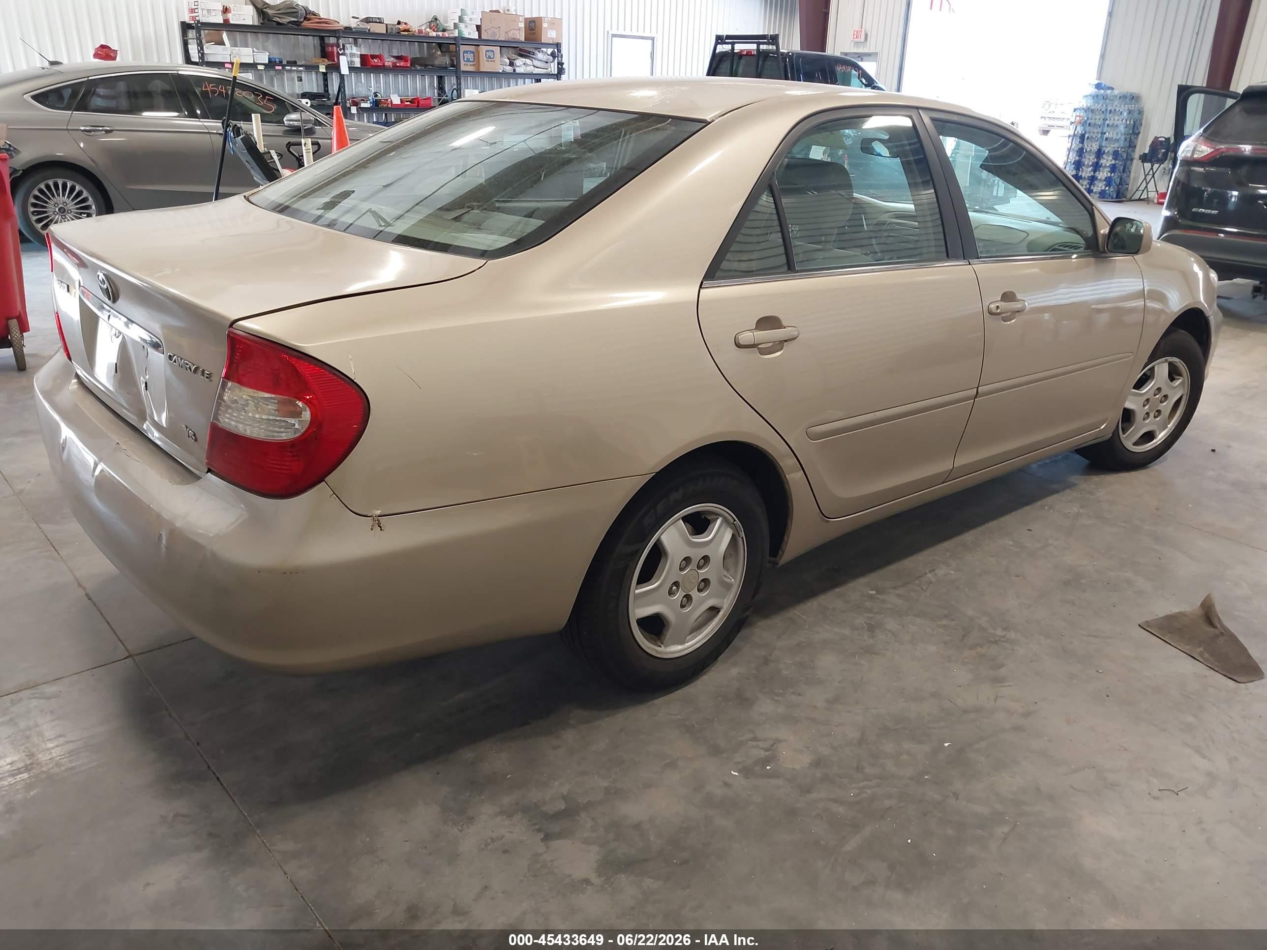 2002 Toyota Camry Le V6 Brown vin: 4T1BF32K22U522448