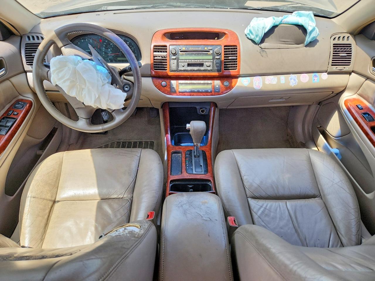 2003 Toyota Camry Xle V6 Gold vin: 4T1BF32K23U060829