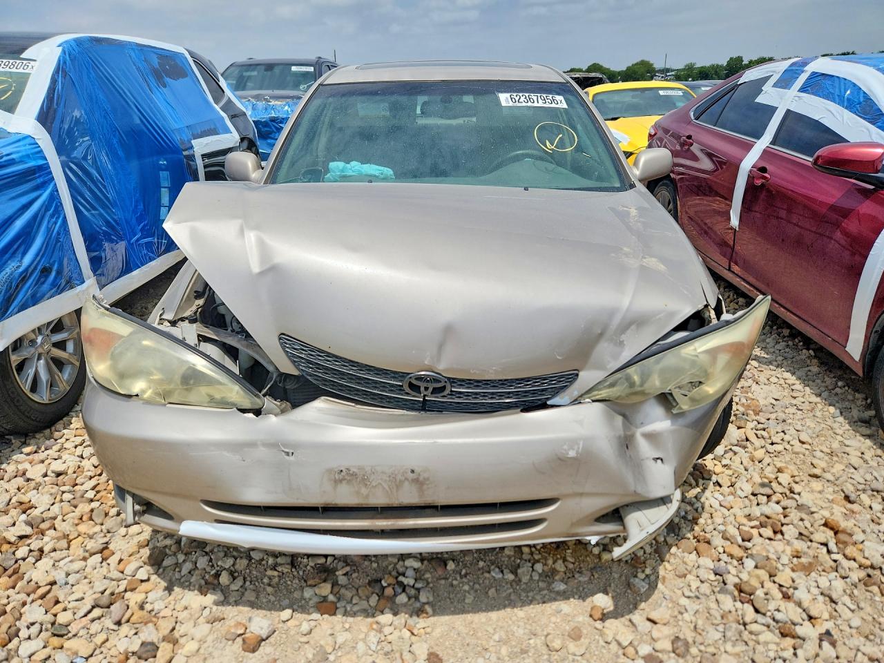 2003 Toyota Camry Xle V6 Gold vin: 4T1BF32K23U060829