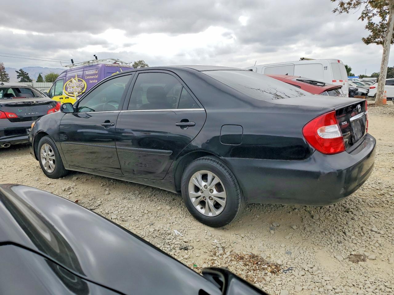 2004 Toyota Camry Le V6 Black vin: 4T1BF32K24U079673