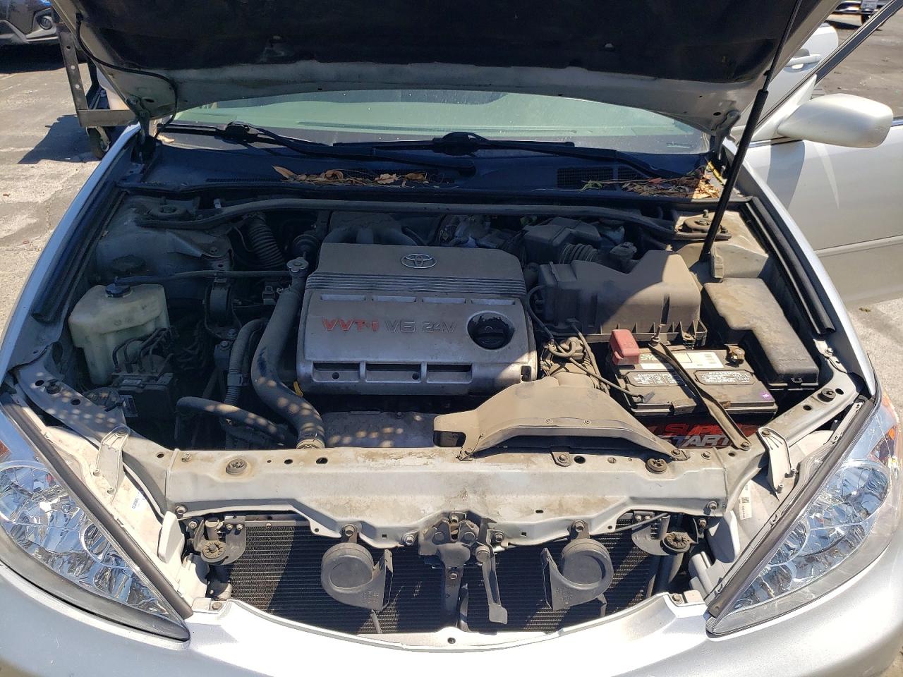 2004 Toyota Camry Le V6 Silver vin: 4T1BF32K24U581910