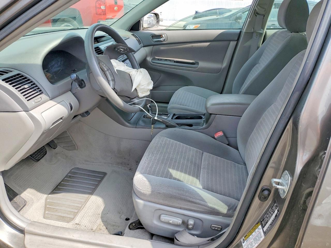 2005 Toyota Camry Le V6 Gray vin: 4T1BF32K25U611733