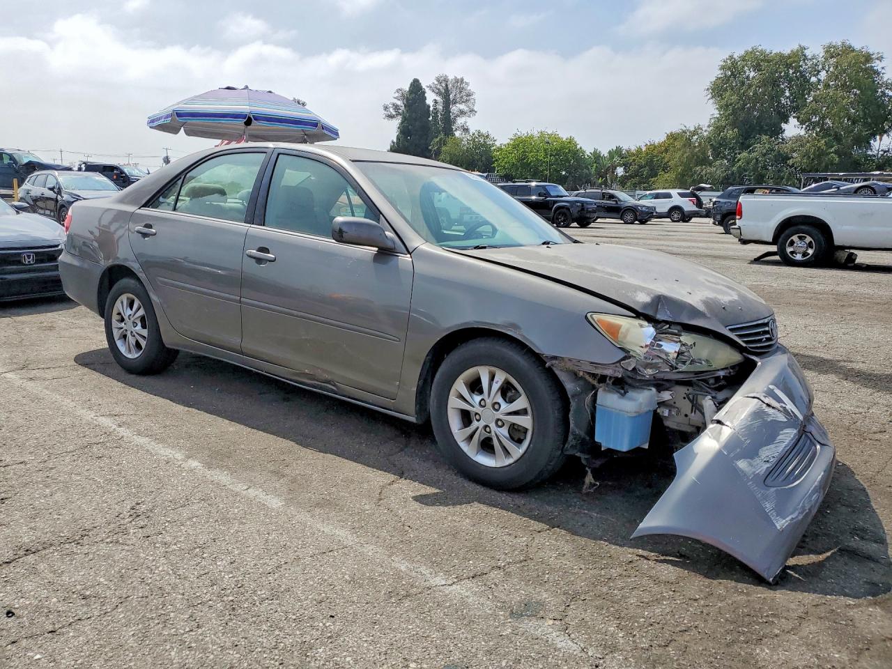 2005 Toyota Camry Le V6 Gray vin: 4T1BF32K25U611733