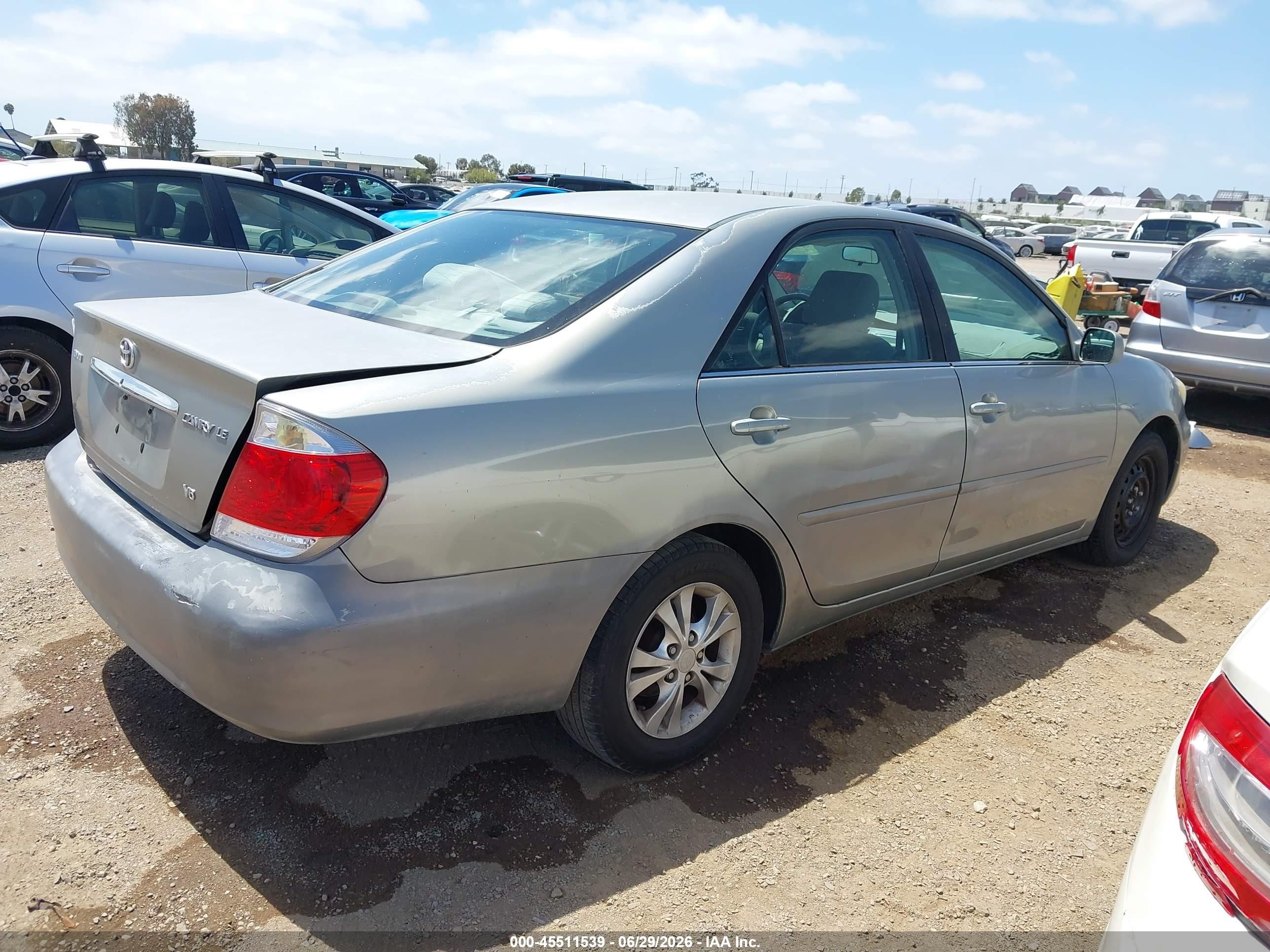 2005 Toyota Camry Le V6 Silver vin: 4T1BF32K25U621310