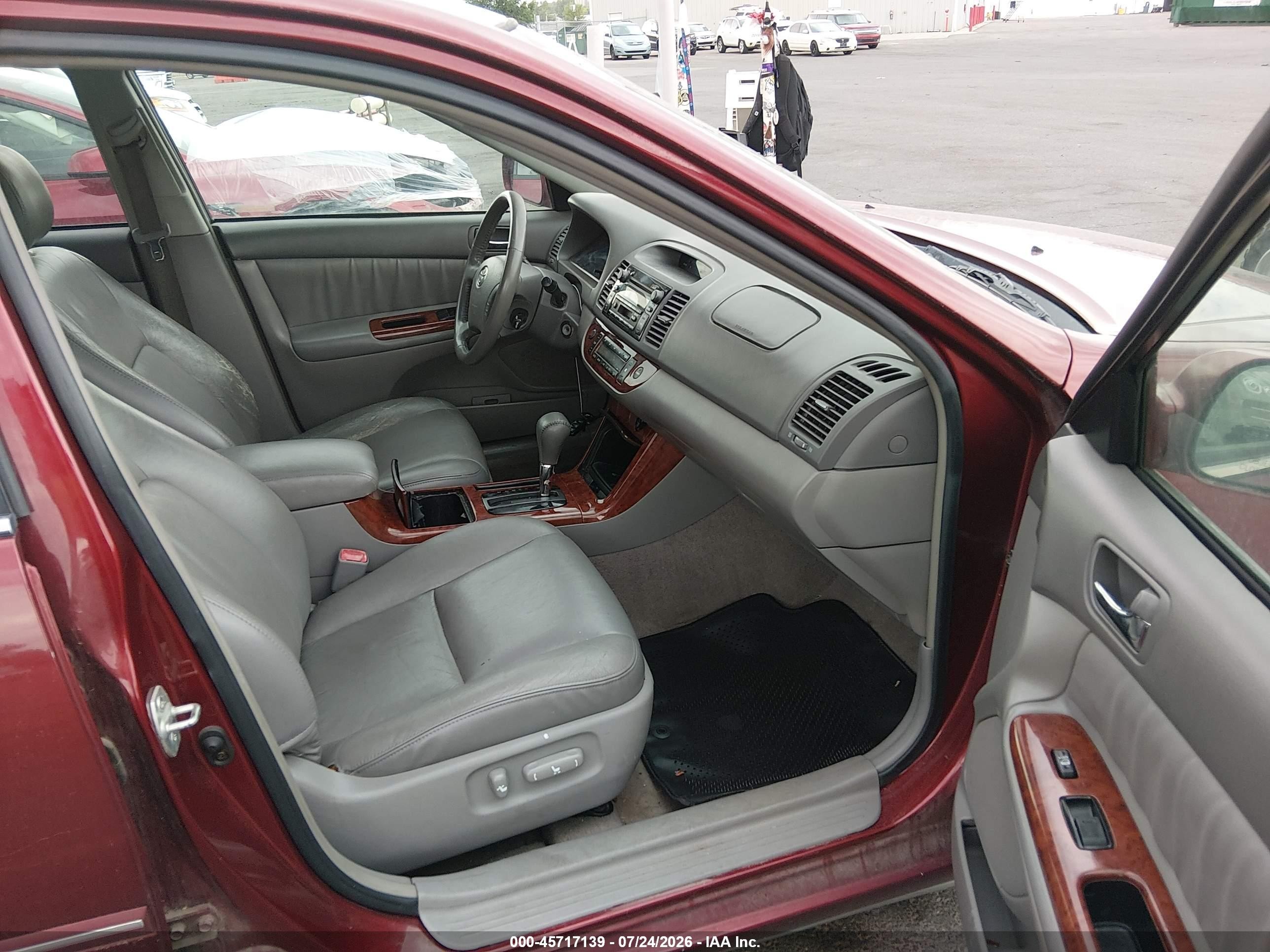 2006 Toyota Camry Xle V6 Burgundy vin: 4T1BF32K26U114053