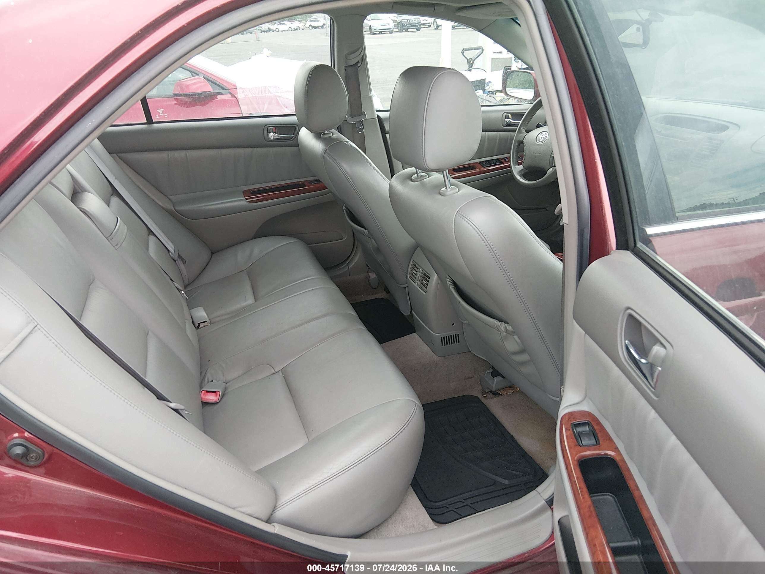 2006 Toyota Camry Xle V6 Burgundy vin: 4T1BF32K26U114053