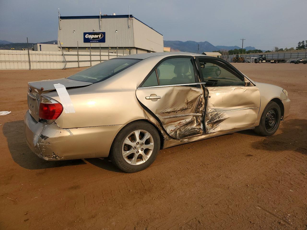 2006 Toyota Camry Xle V6 Бежевый vin: 4T1BF32K26U633121