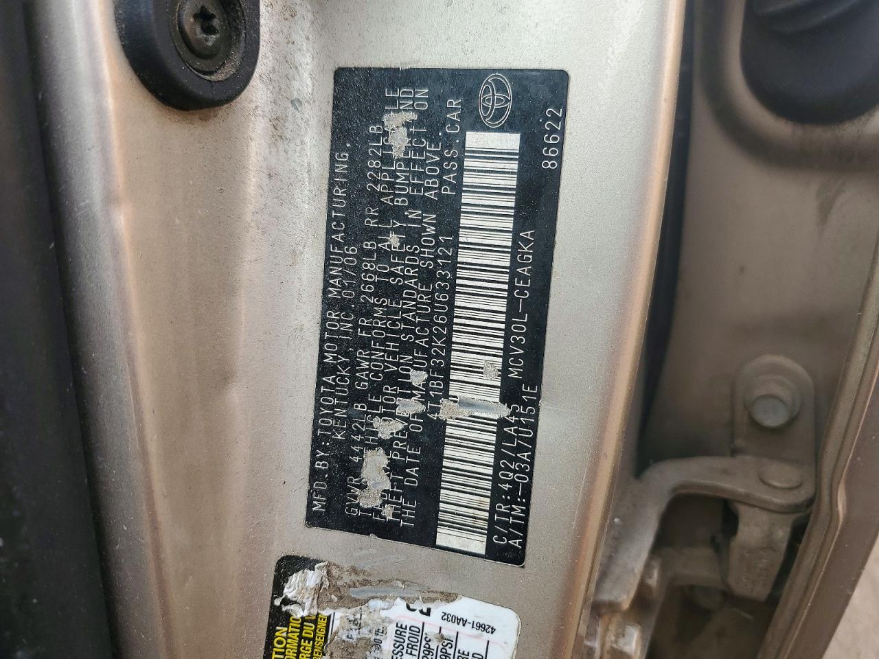 2006 Toyota Camry Xle V6 Бежевый vin: 4T1BF32K26U633121