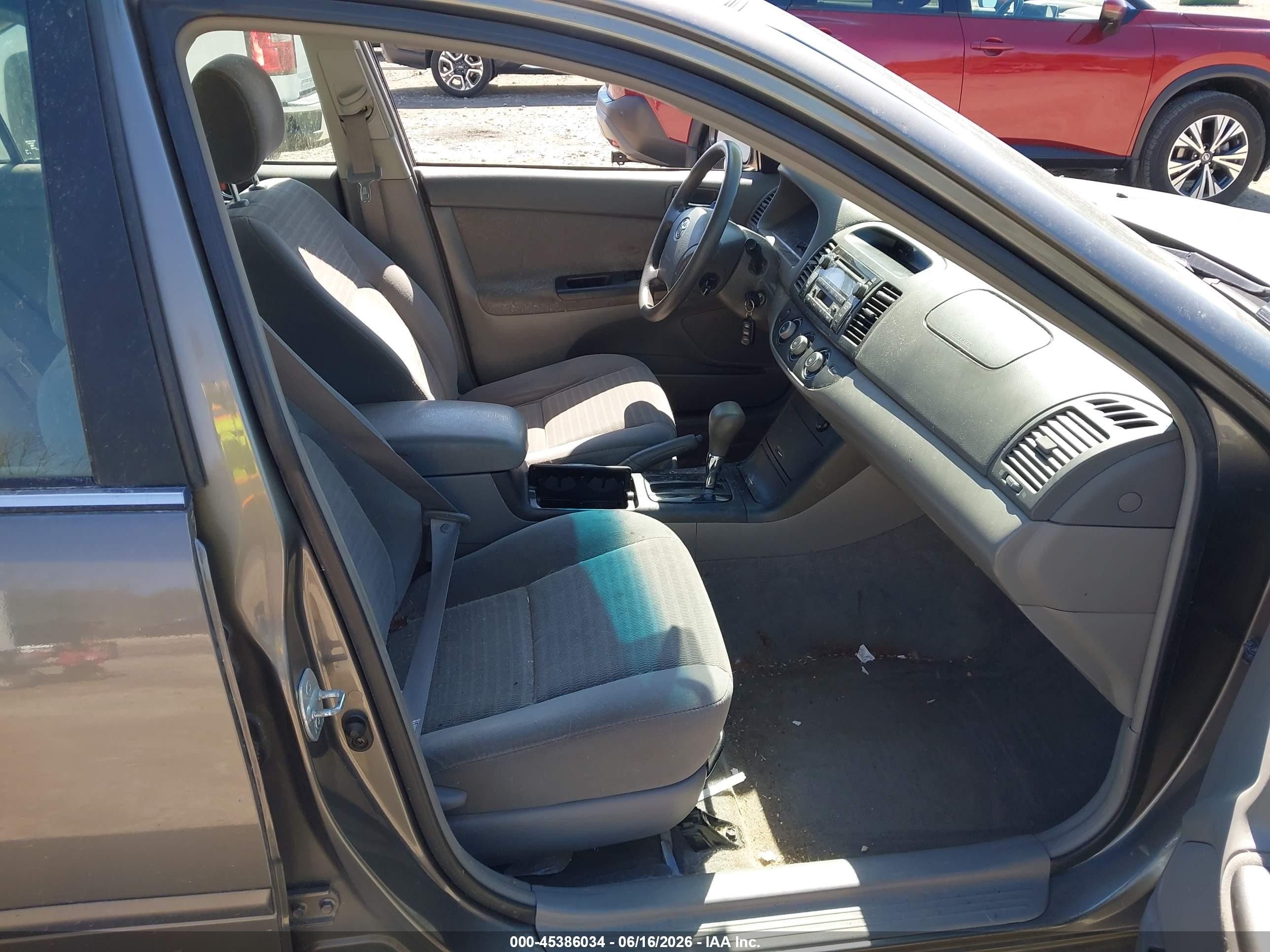 2006 Toyota Camry Le V6 Серый vin: 4T1BF32K26U633636