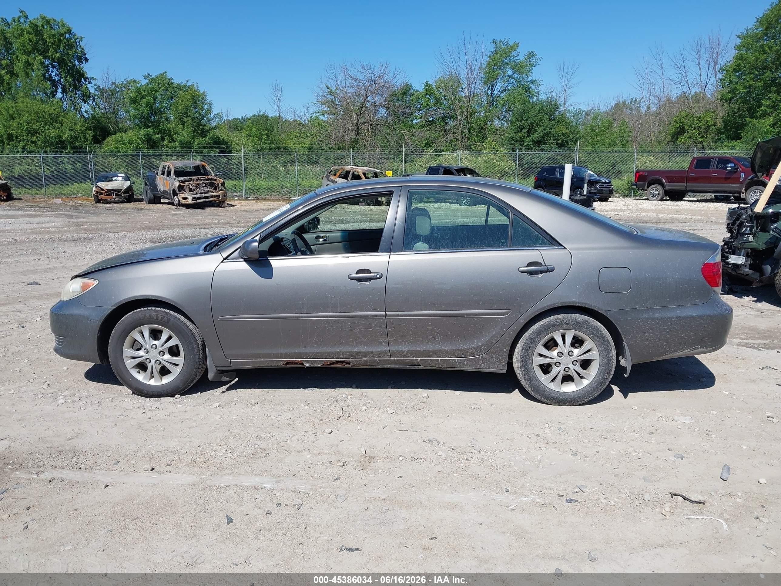 2006 Toyota Camry Le V6 Серый vin: 4T1BF32K26U633636