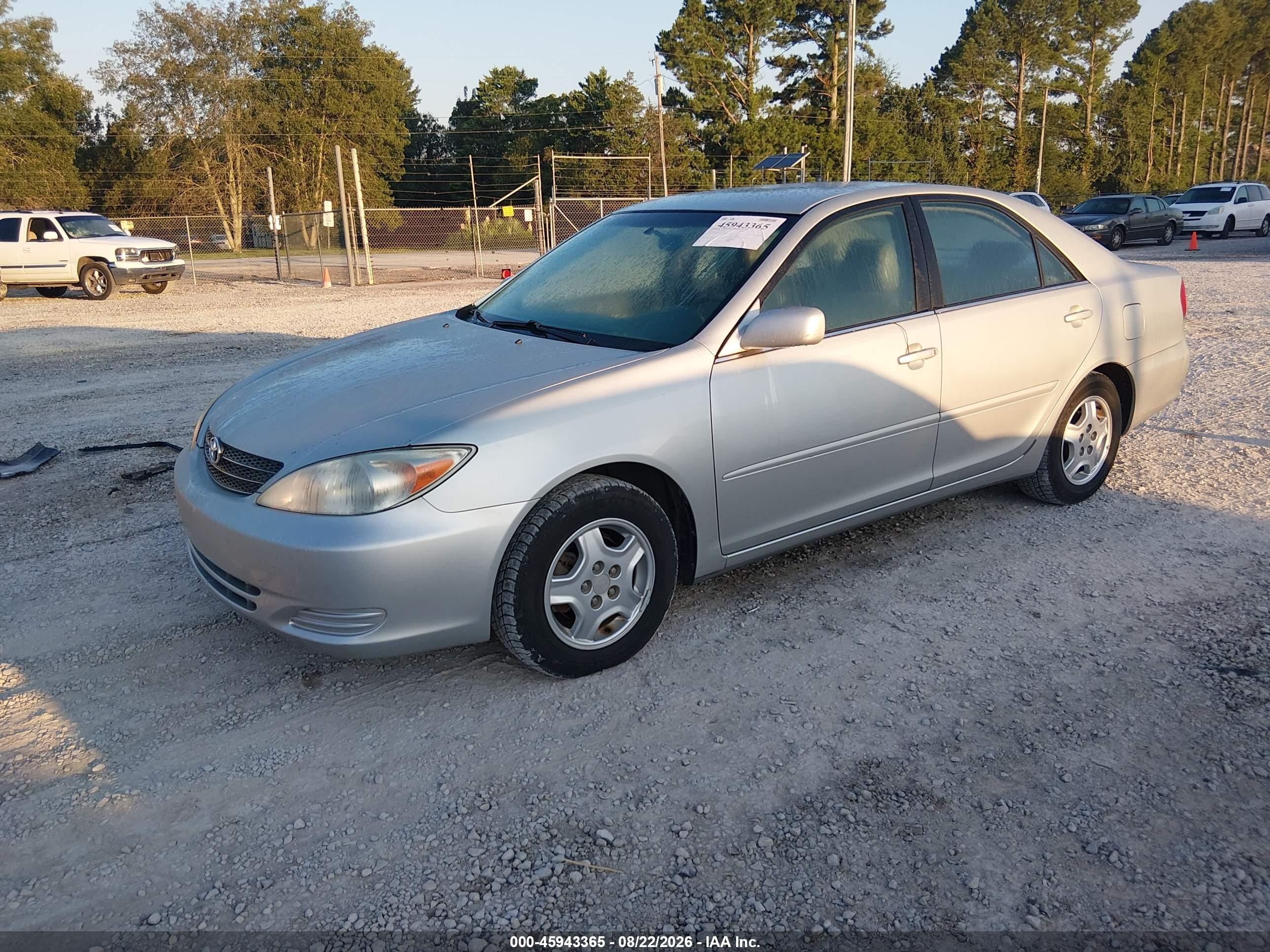 2002 Toyota Camry Le Silver vin: 4T1BF32K32U010293
