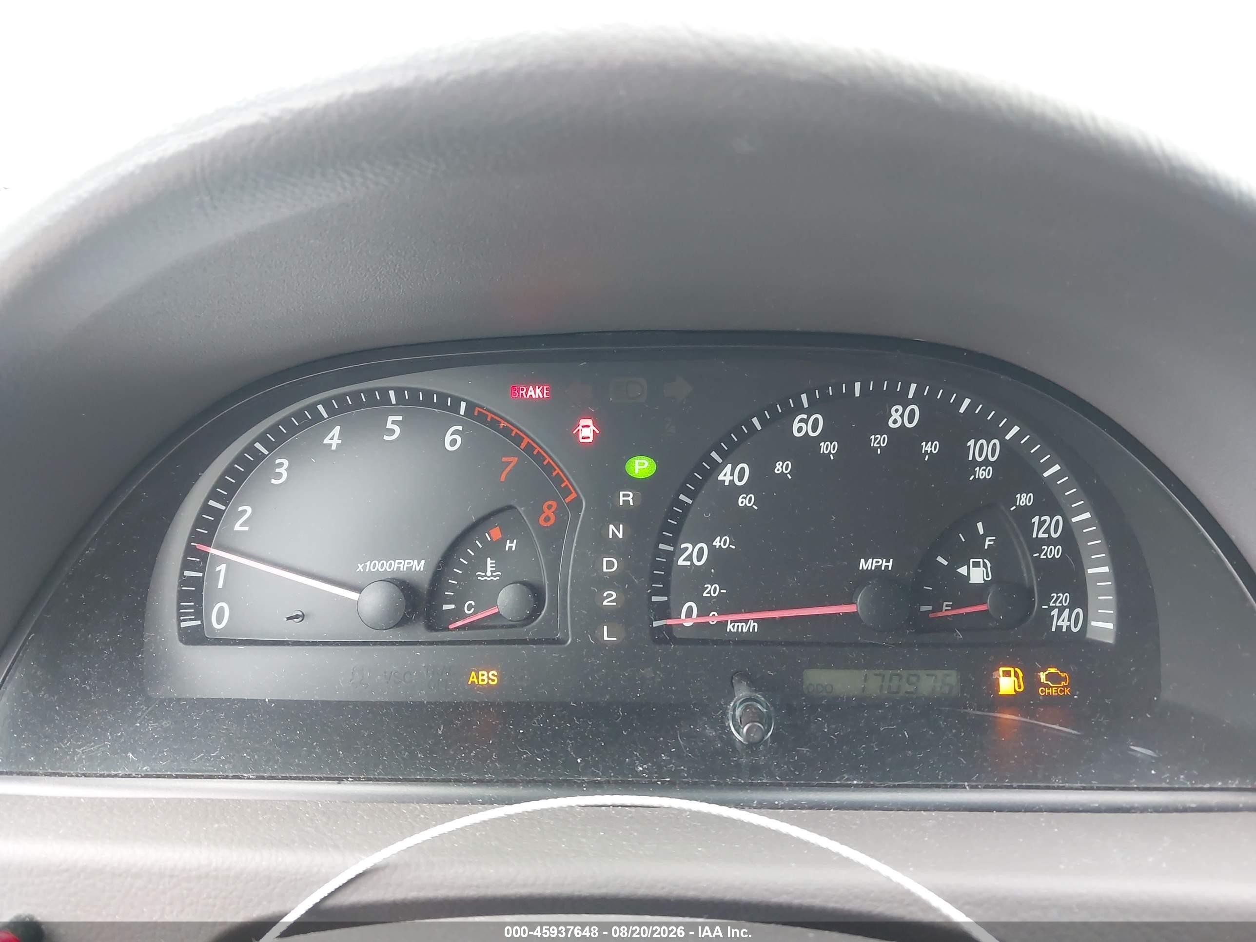 2002 Toyota Camry Le Silver vin: 4T1BF32K32U533748