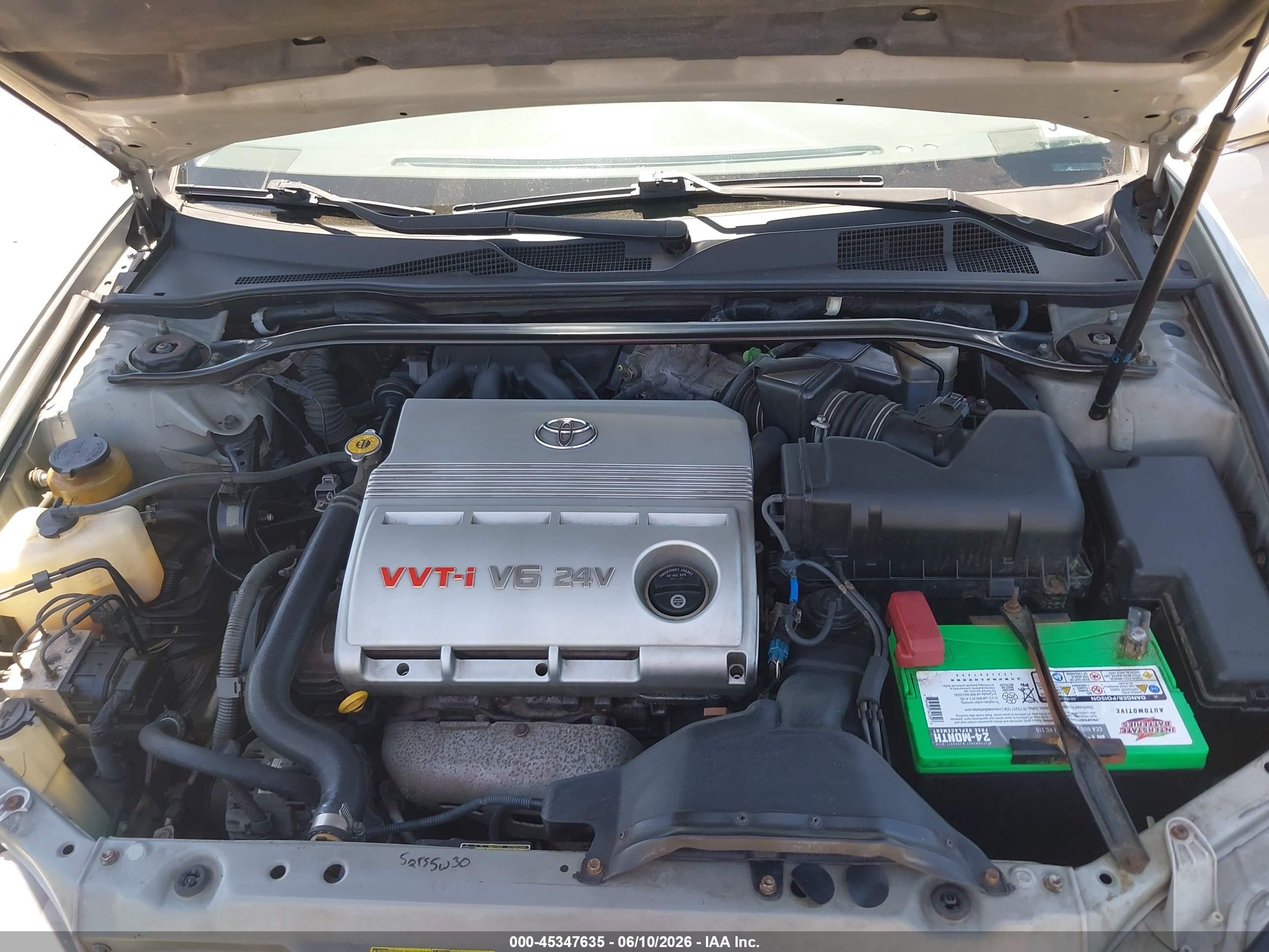 2003 Toyota Camry Le V6 Champagne vin: 4T1BF32K33U562524