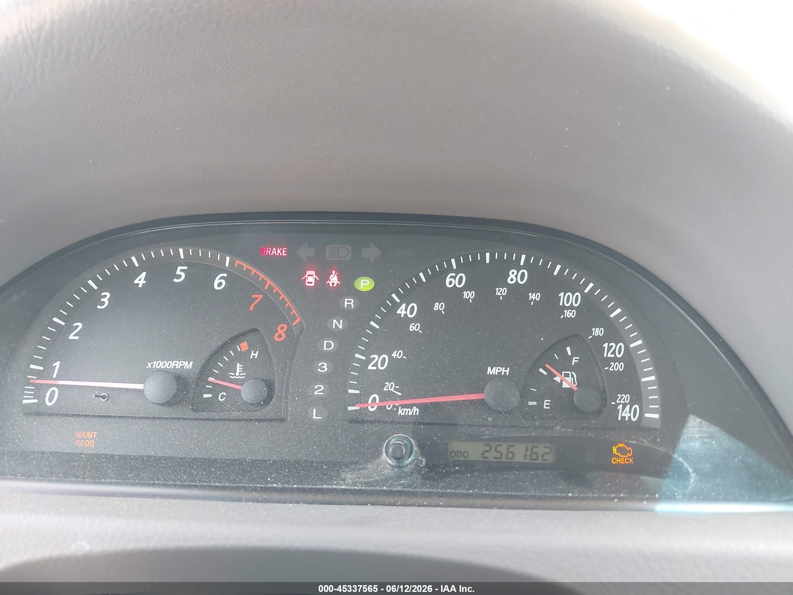 2004 Toyota Camry Le V6 White vin: 4T1BF32K34U063238