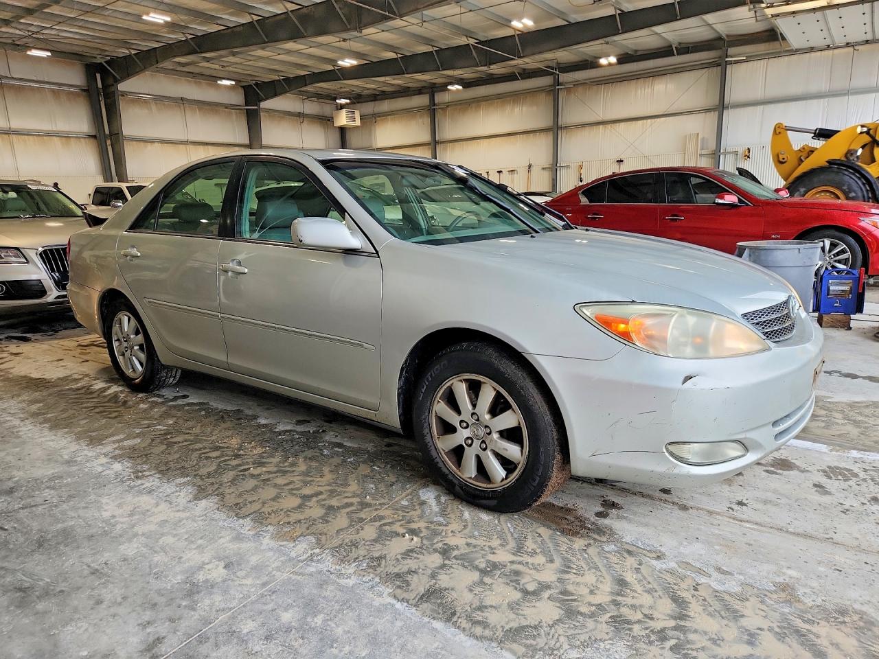 2004 Toyota Camry Xle V6 Silver vin: 4T1BF32K34U067970