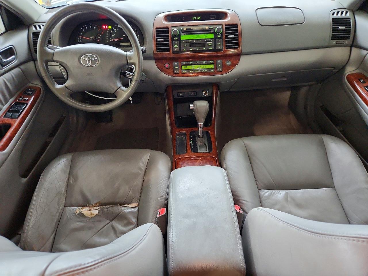 2004 Toyota Camry Xle V6 Silver vin: 4T1BF32K34U067970