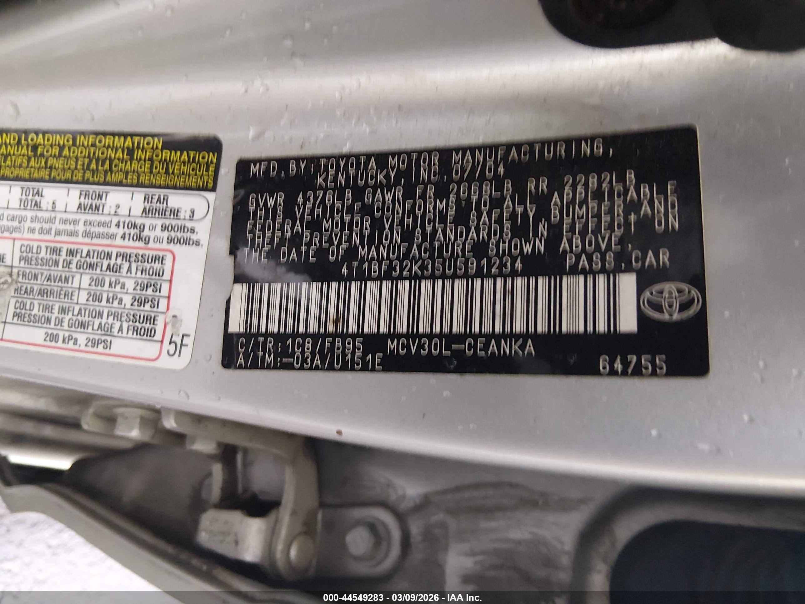 2005 Toyota Camry Le V6 Серый vin: 4T1BF32K35U591234