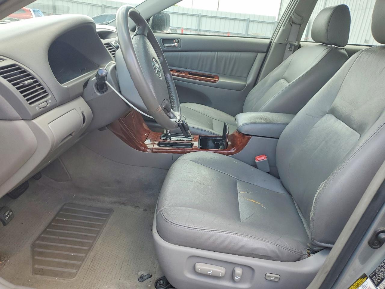 2005 Toyota Camry Xle V6 Silver vin: 4T1BF32K35U602121