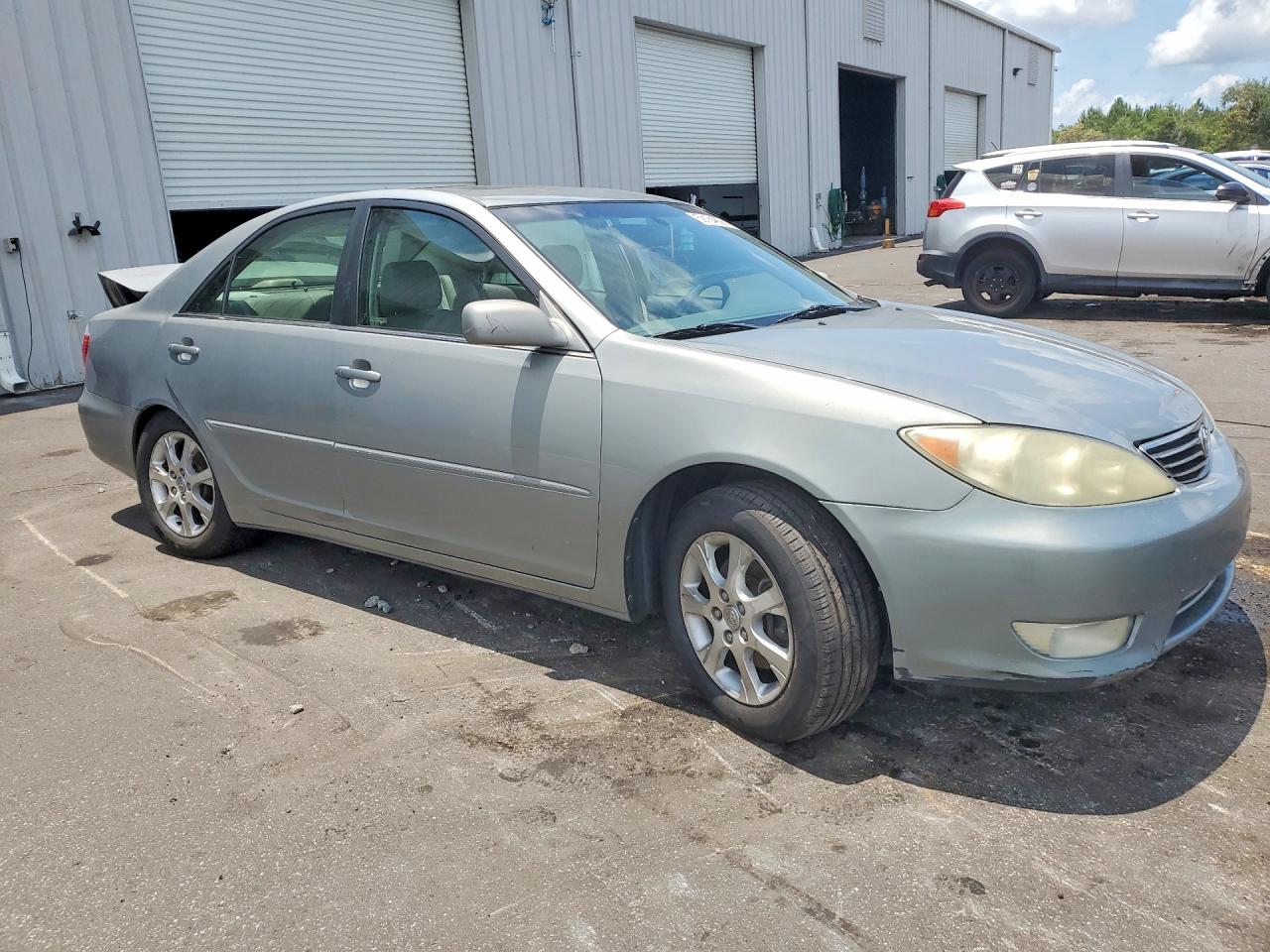 2005 Toyota Camry Xle V6 Silver vin: 4T1BF32K35U602121
