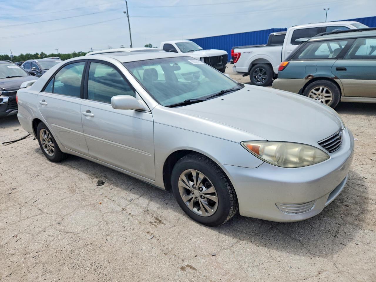 2005 Toyota Camry Le V6 Silver vin: 4T1BF32K35U614334