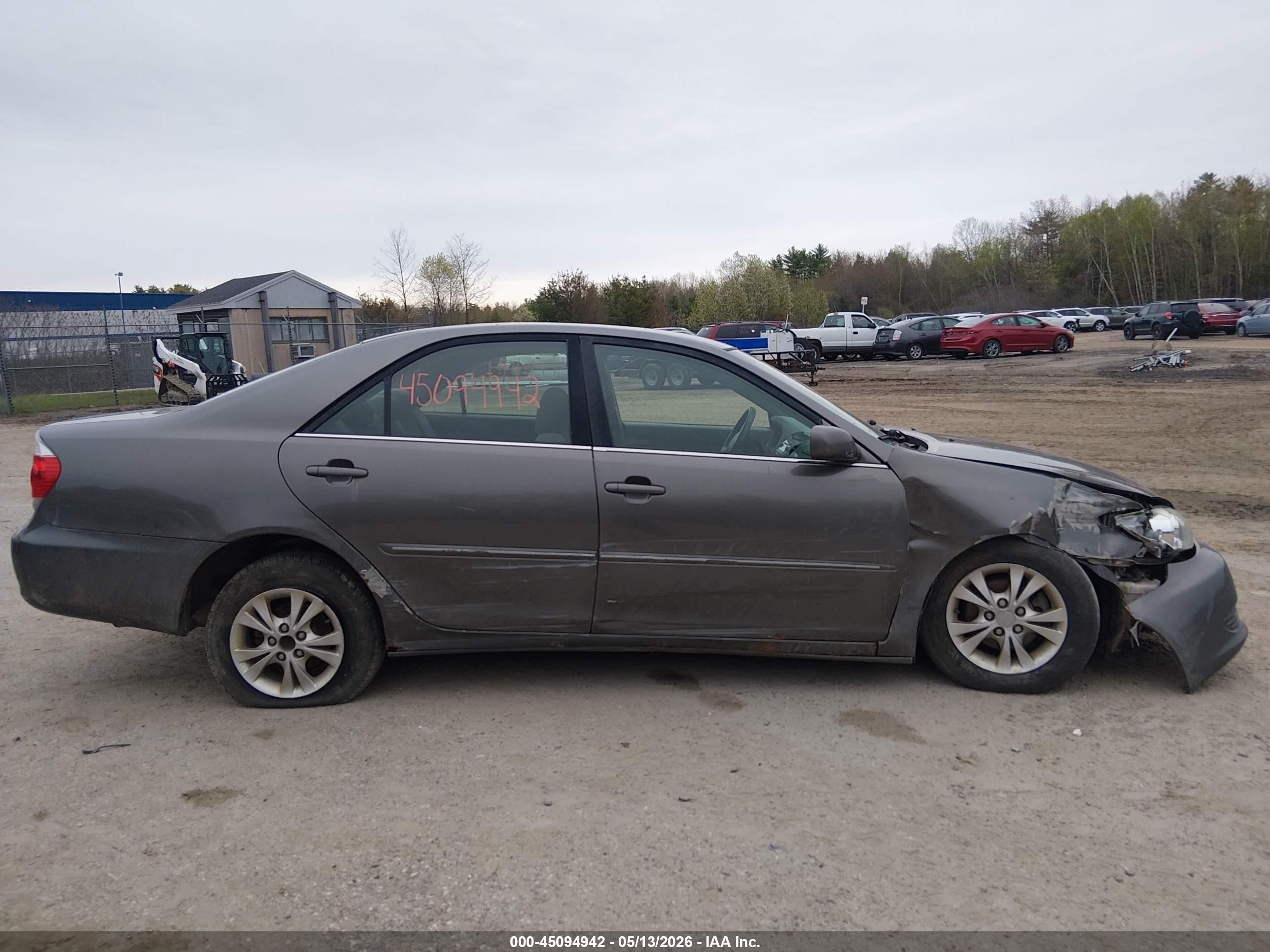 2005 Toyota Camry Le V6 Серый vin: 4T1BF32K35U615726