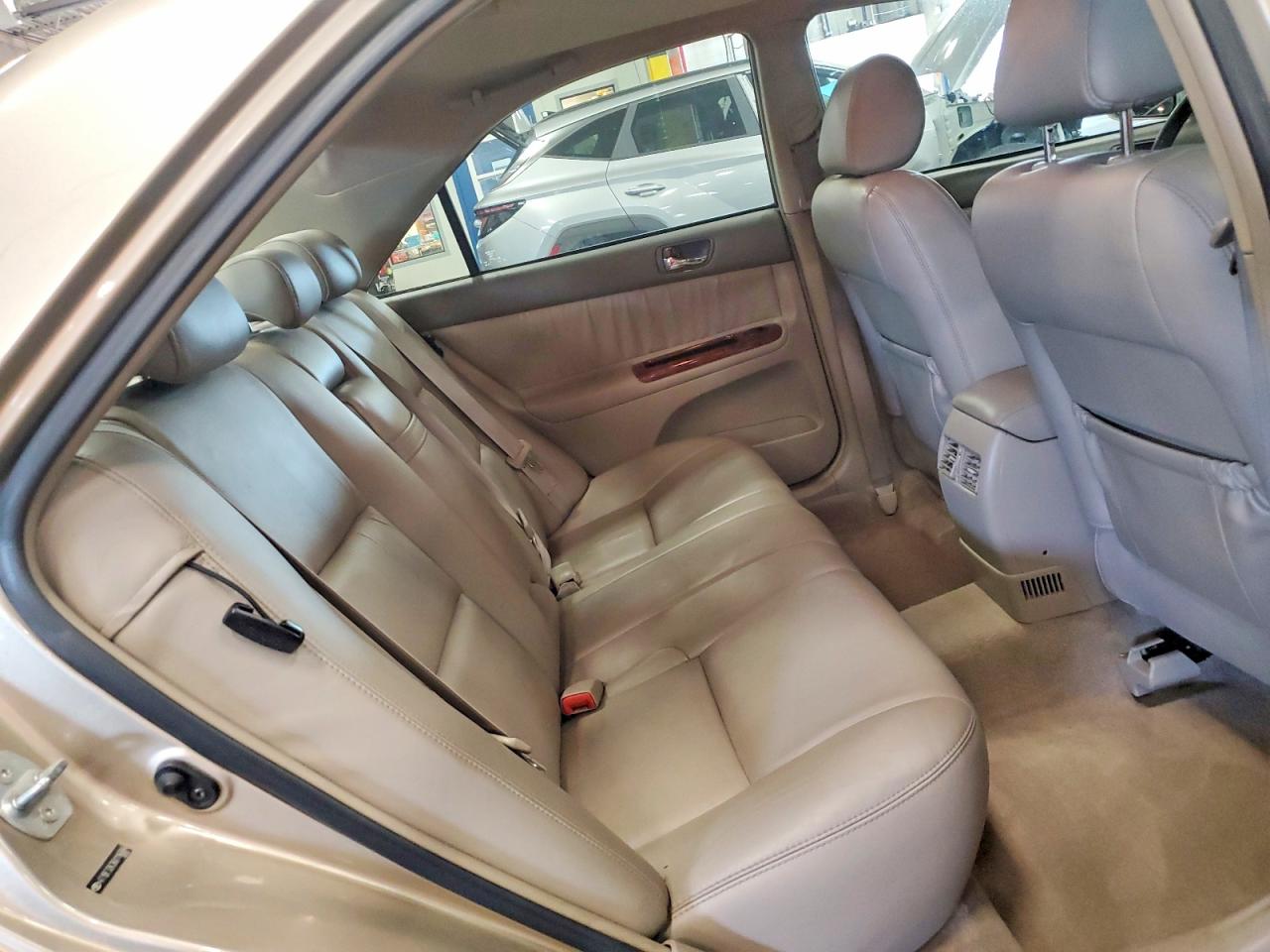 2006 Toyota Camry Xle V6 Желто-коричневый vin: 4T1BF32K36U116684