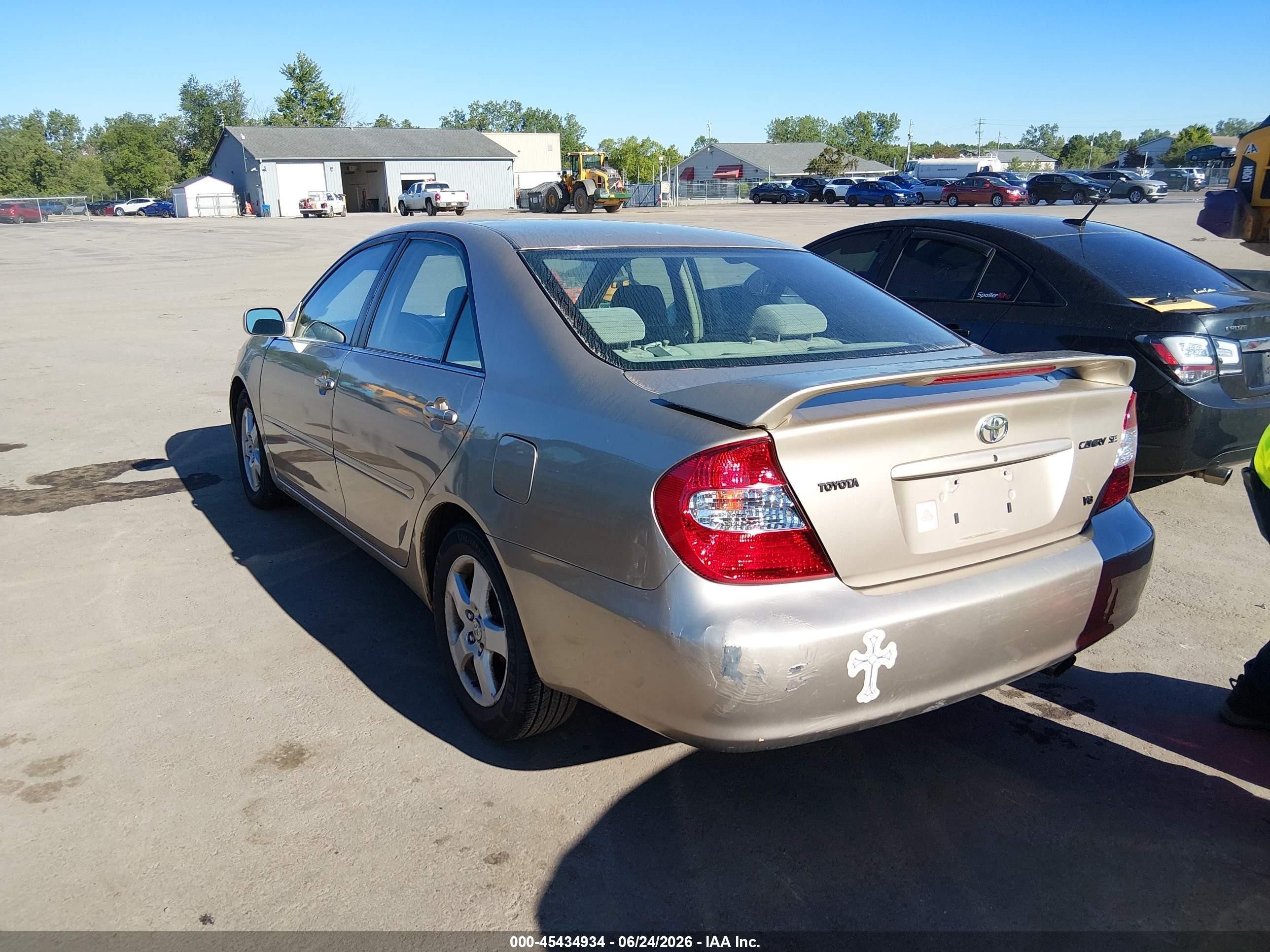 2002 Toyota Camry Se Gold vin: 4T1BF32K42U015566