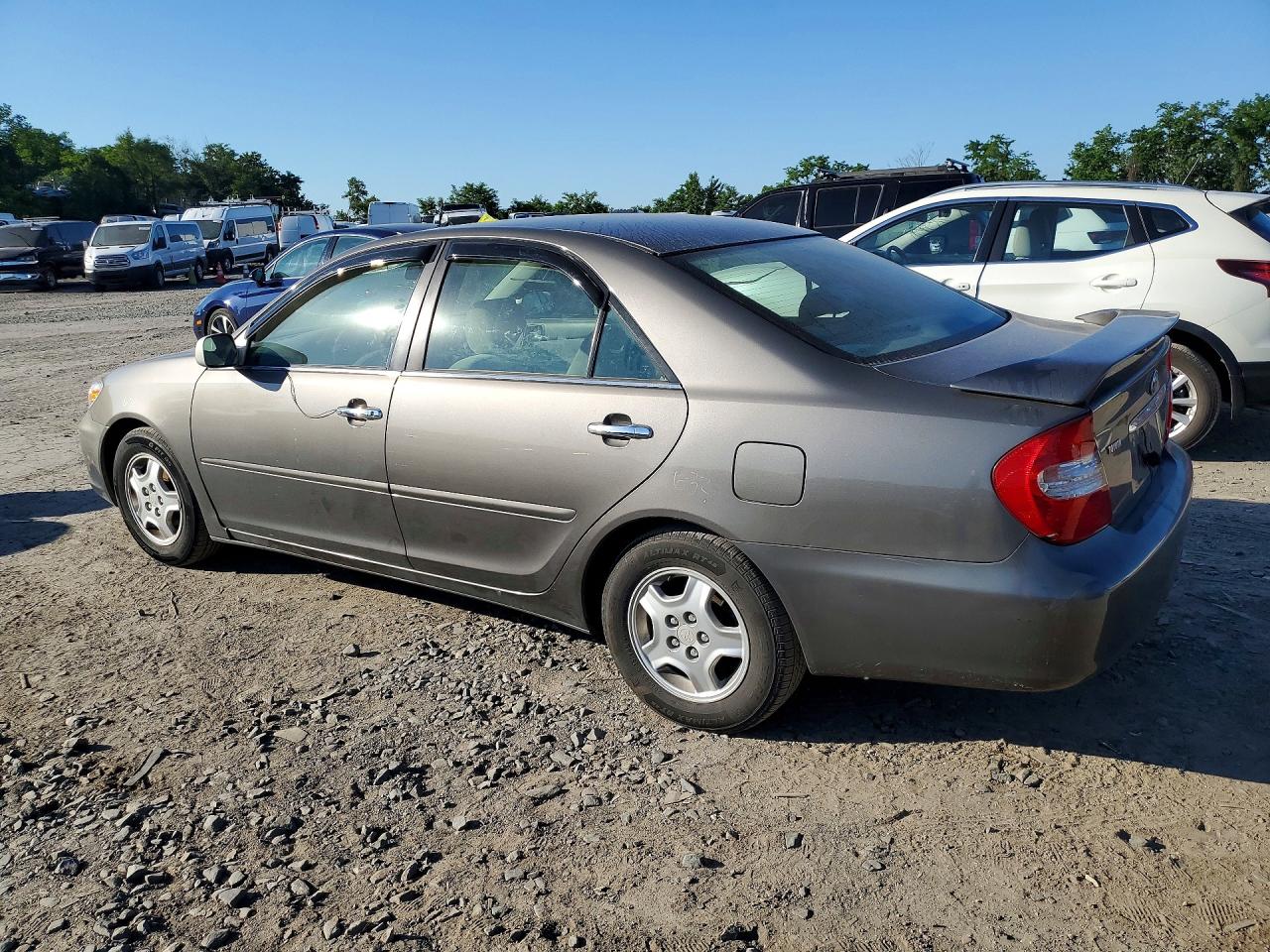 2002 Toyota Camry Le V6 Gray vin: 4T1BF32K42U541552