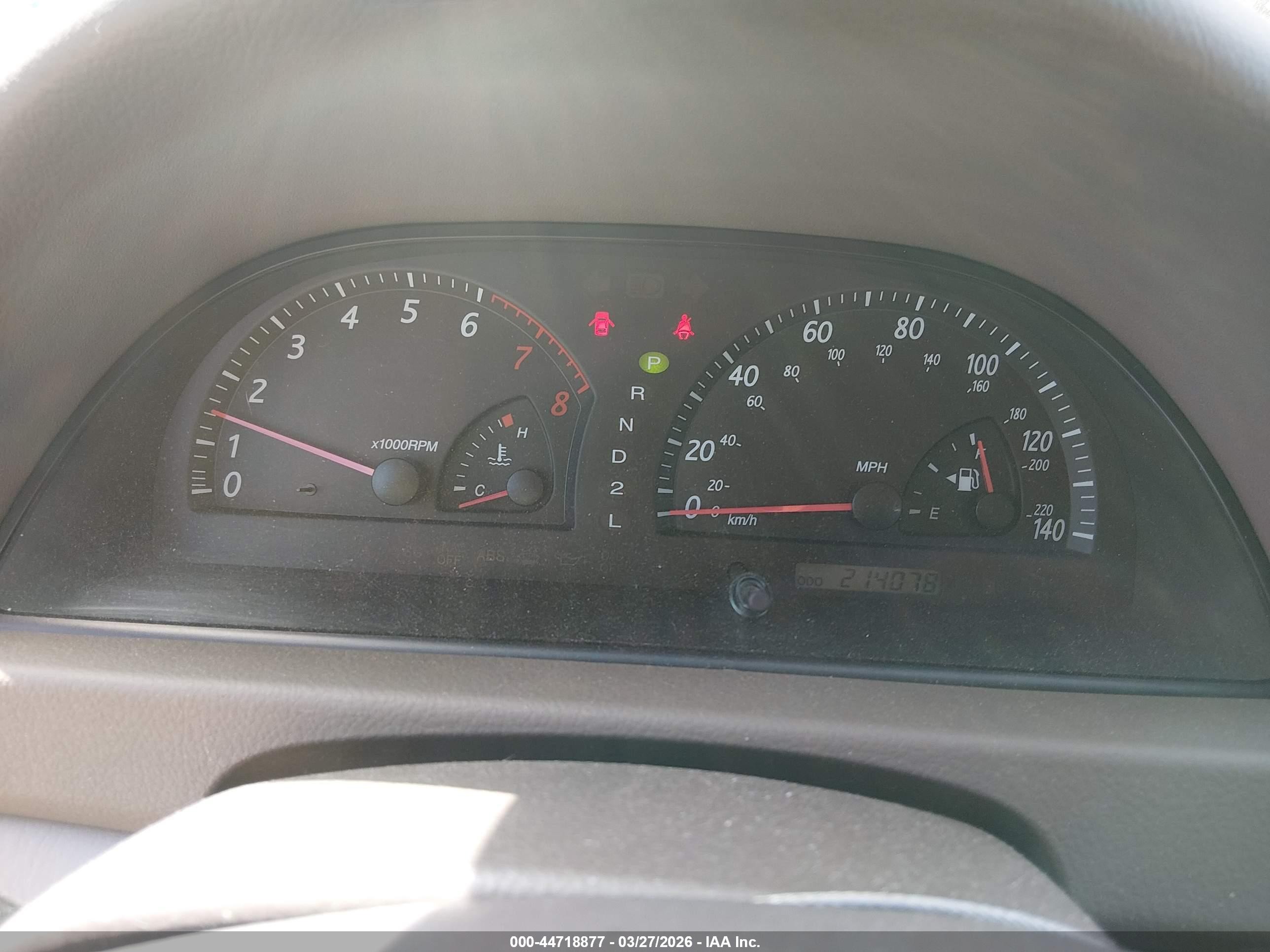 2003 Toyota Camry Le V6 Champagne vin: 4T1BF32K43U039738