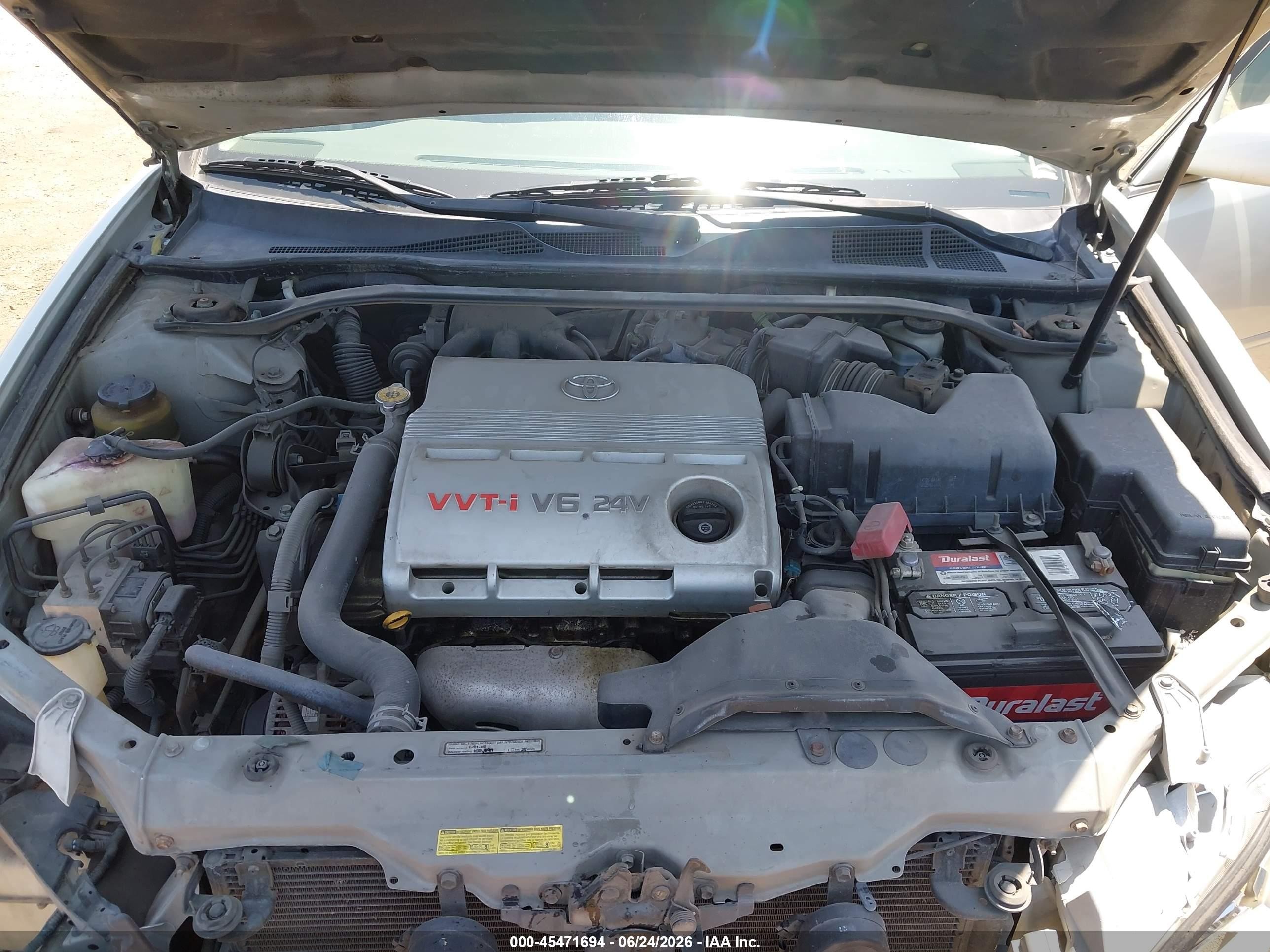 2003 Toyota Camry Le V6 White vin: 4T1BF32K43U043580