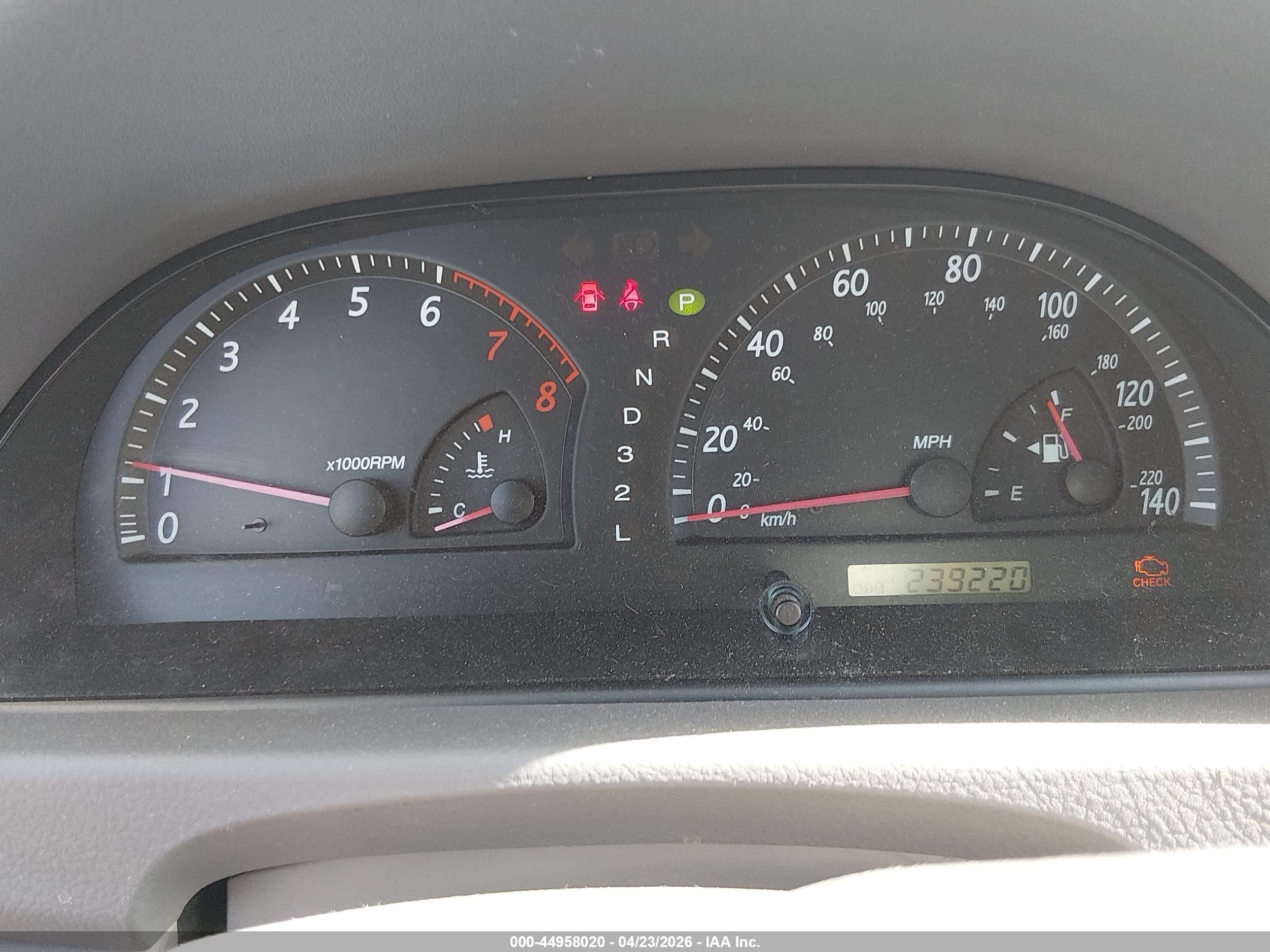 2003 Toyota Camry Le V6 White vin: 4T1BF32K43U046057