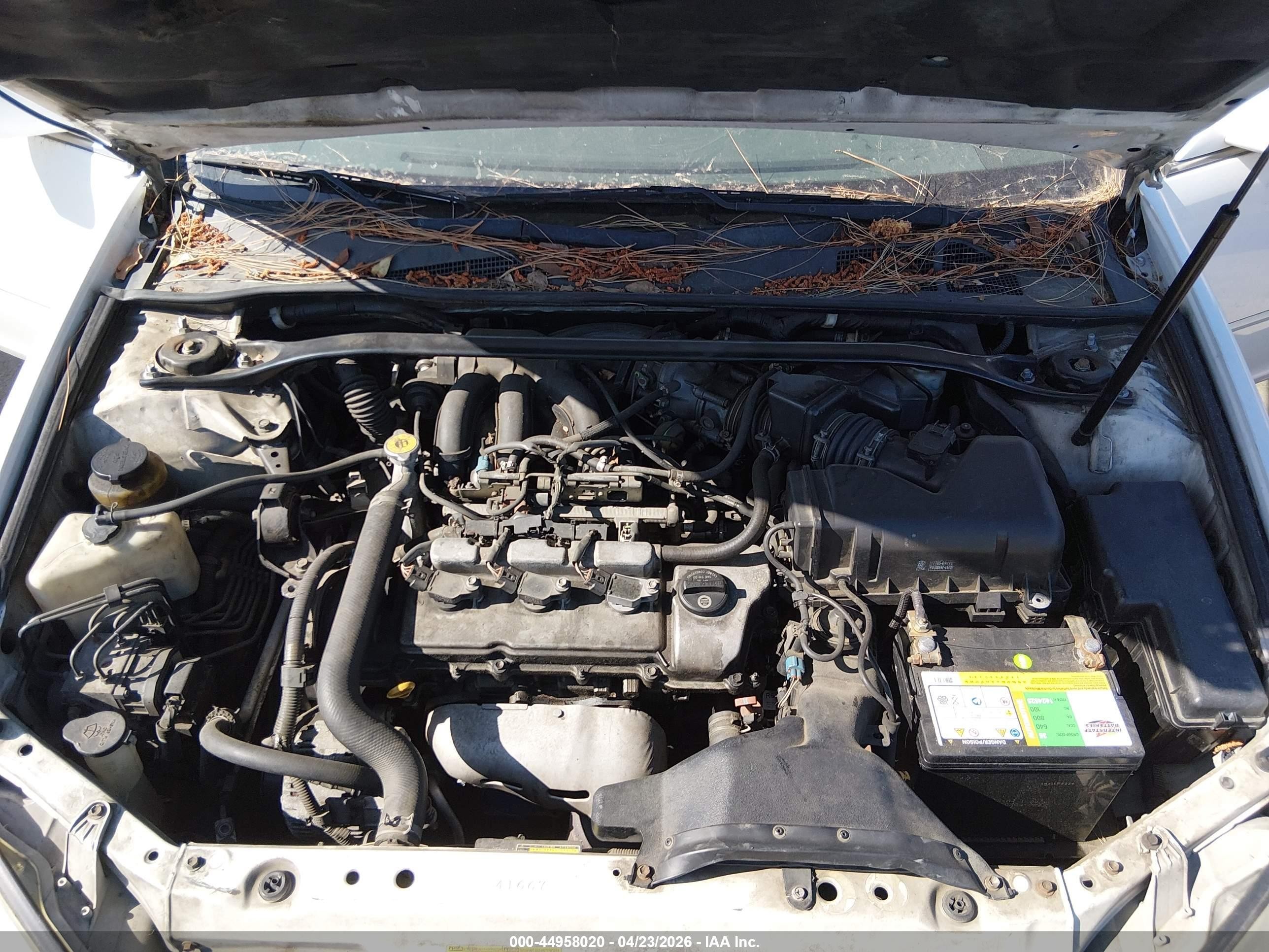 2003 Toyota Camry Le V6 White vin: 4T1BF32K43U046057