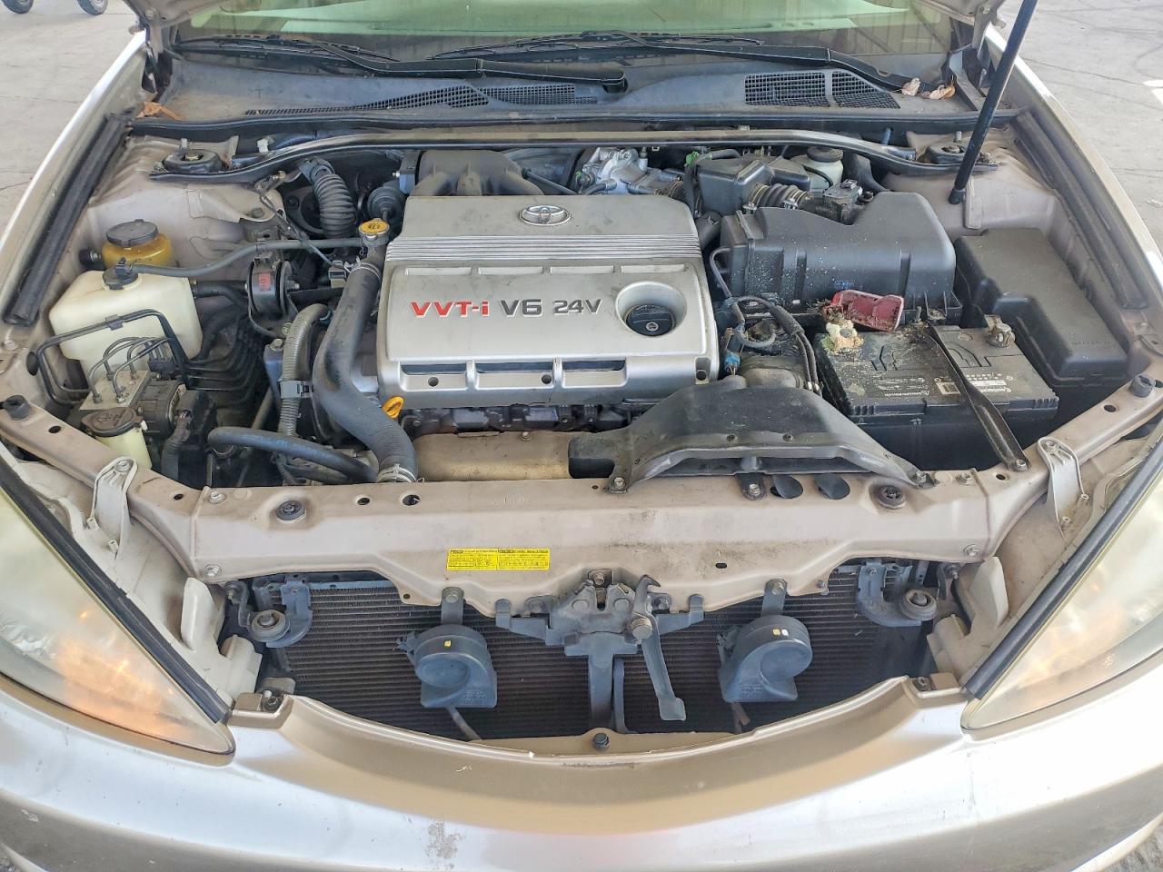 2003 Toyota Camry Le V6 Beige vin: 4T1BF32K43U556408