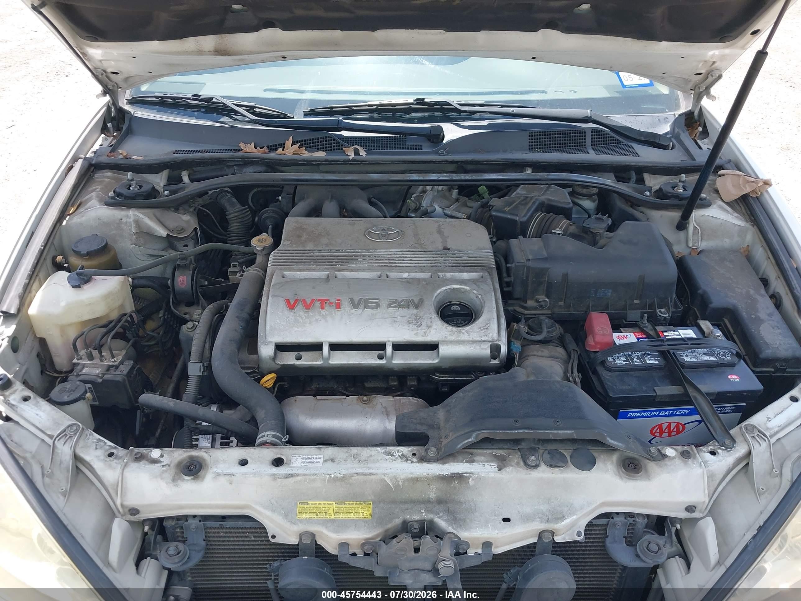 2004 Toyota Camry Xle V6 White vin: 4T1BF32K44U079786