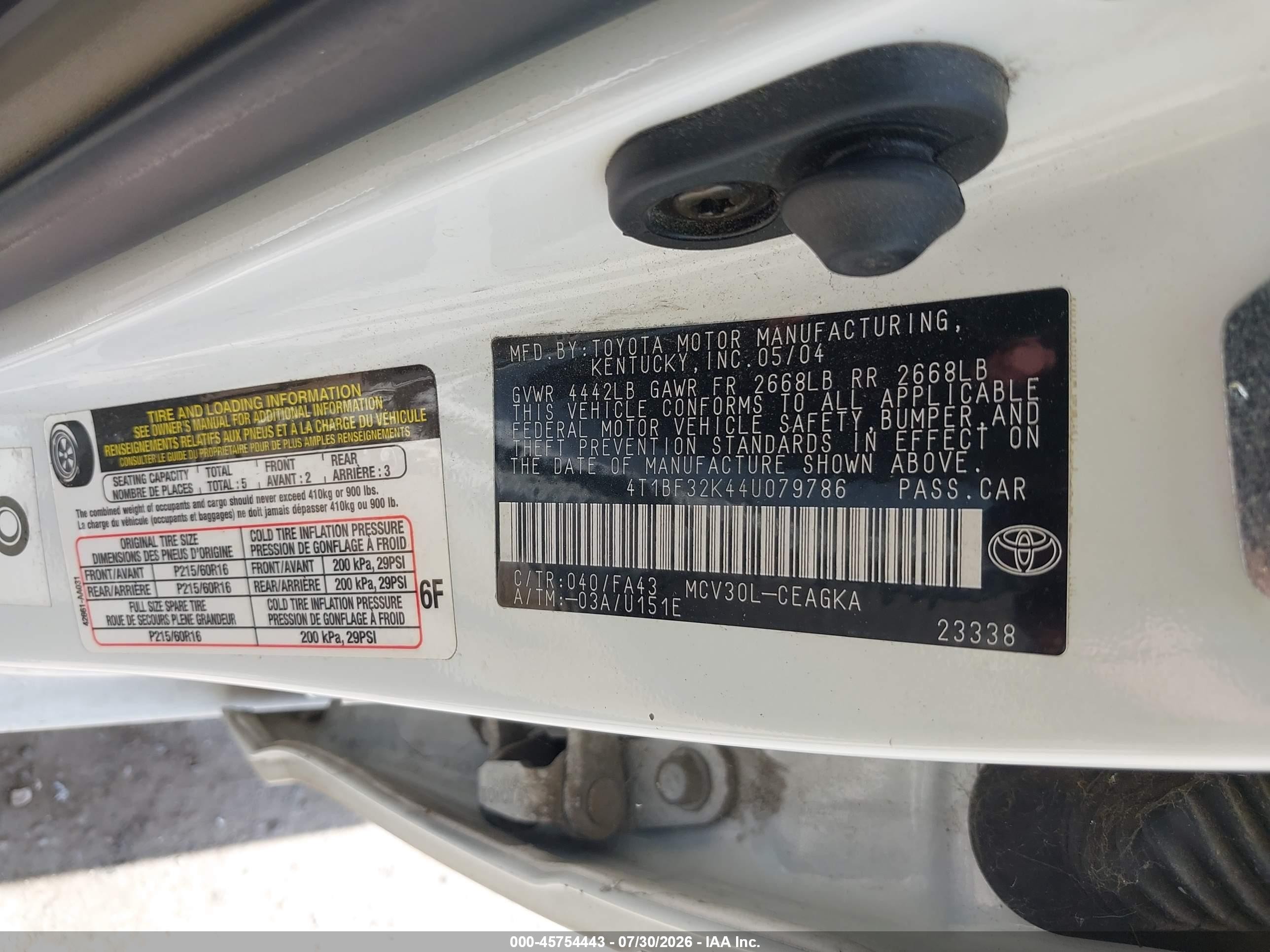 2004 Toyota Camry Xle V6 White vin: 4T1BF32K44U079786