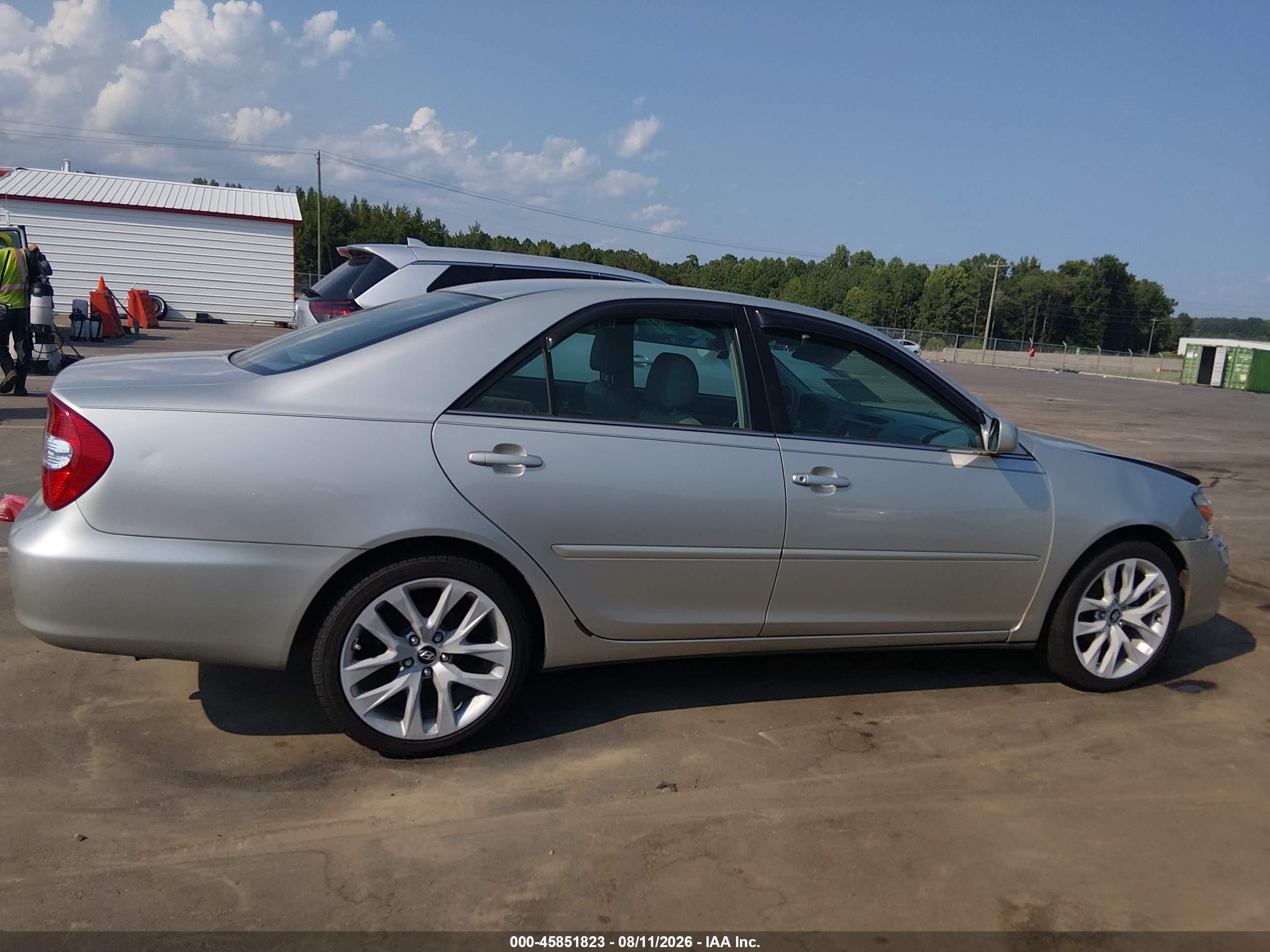 2004 Toyota Camry Le V6 Silver vin: 4T1BF32K44U580791
