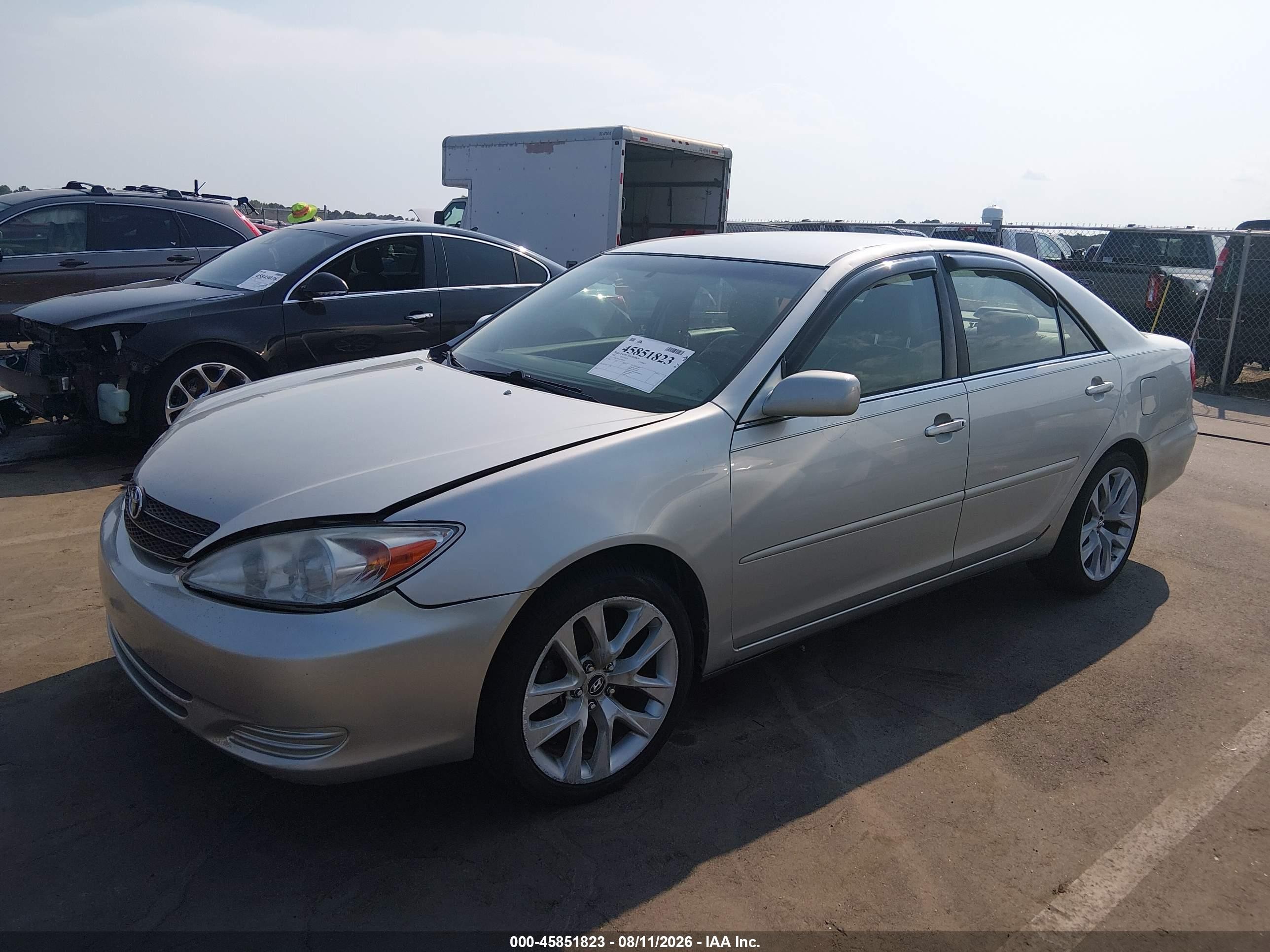 2004 Toyota Camry Le V6 Silver vin: 4T1BF32K44U580791