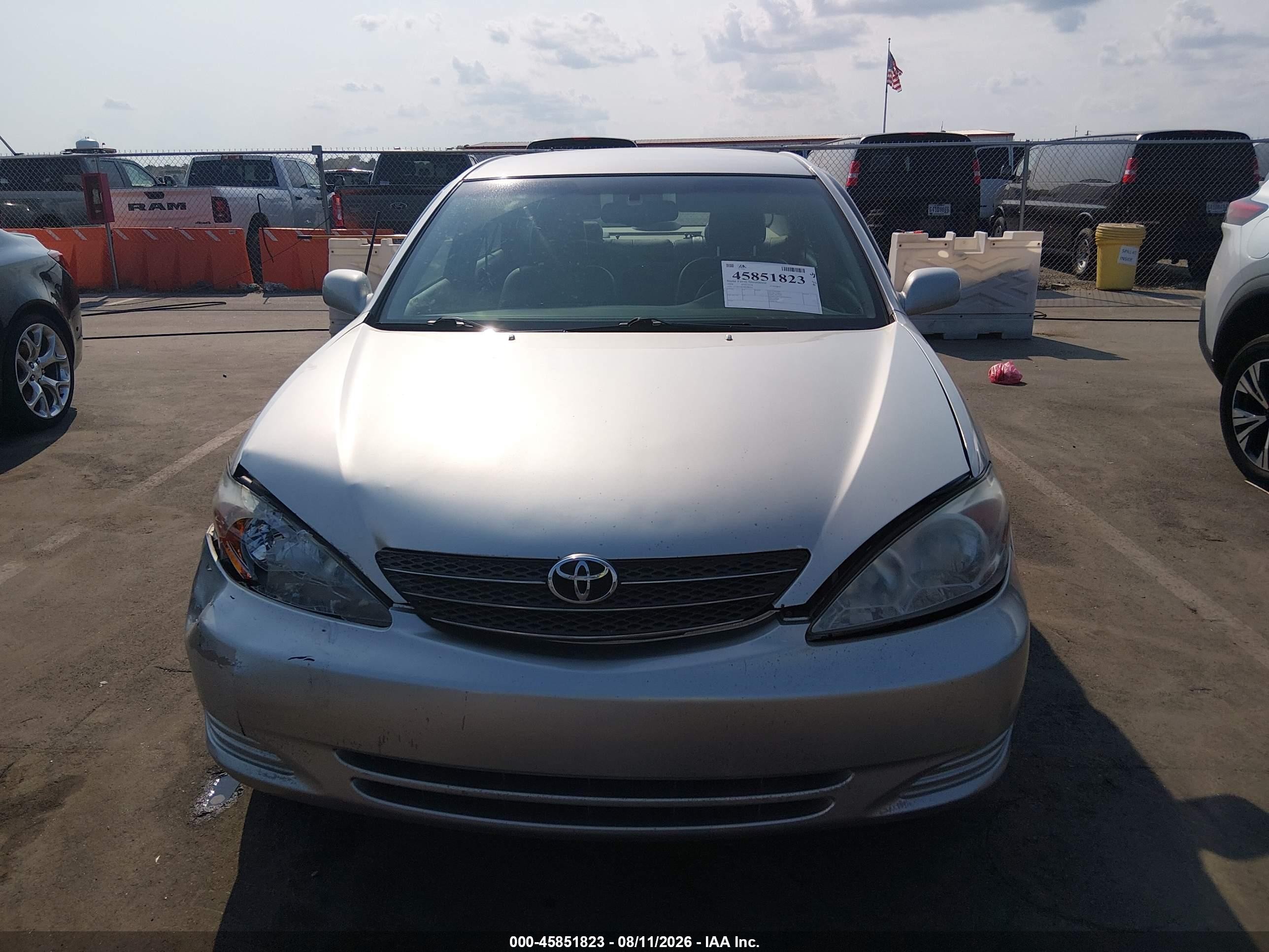 2004 Toyota Camry Le V6 Silver vin: 4T1BF32K44U580791