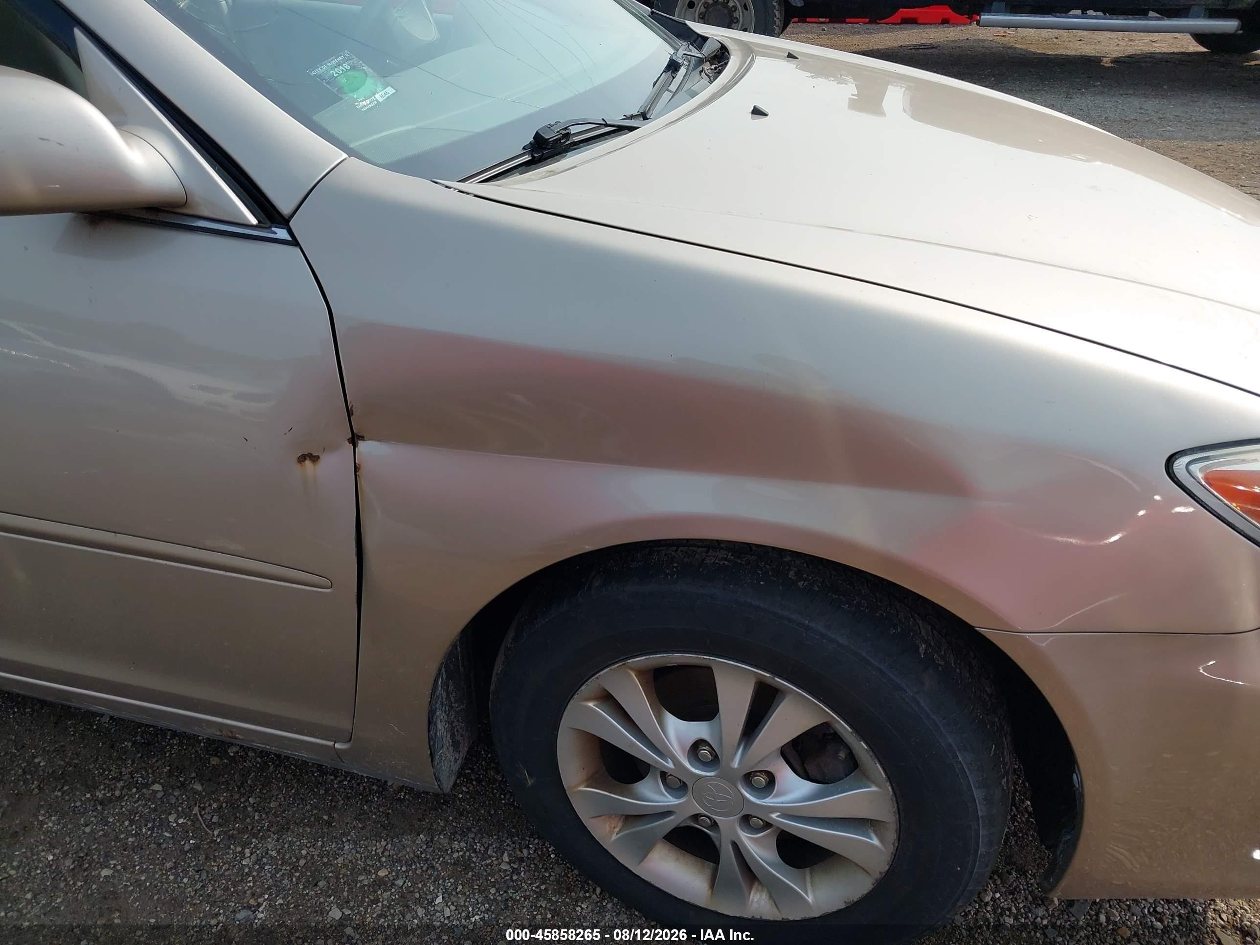 2005 Toyota Camry Le V6 Gold vin: 4T1BF32K45U606209