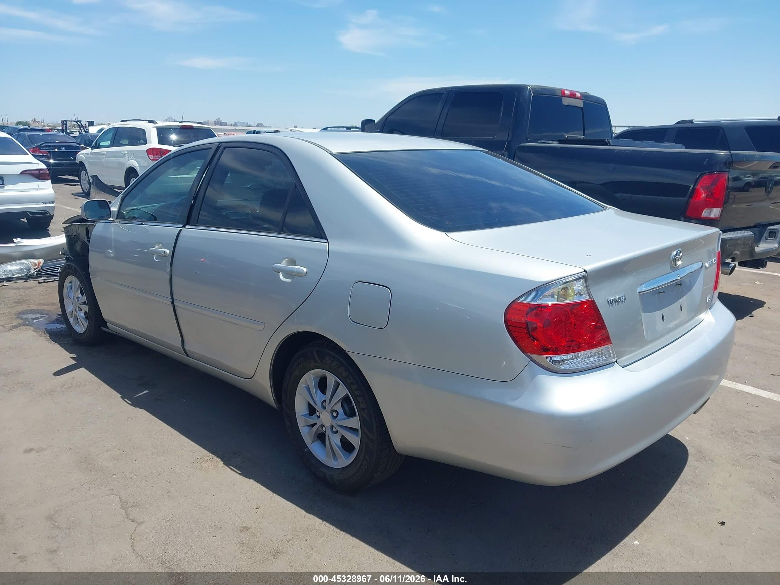 2005 Toyota Camry Le V6 Silver vin: 4T1BF32K45U613029