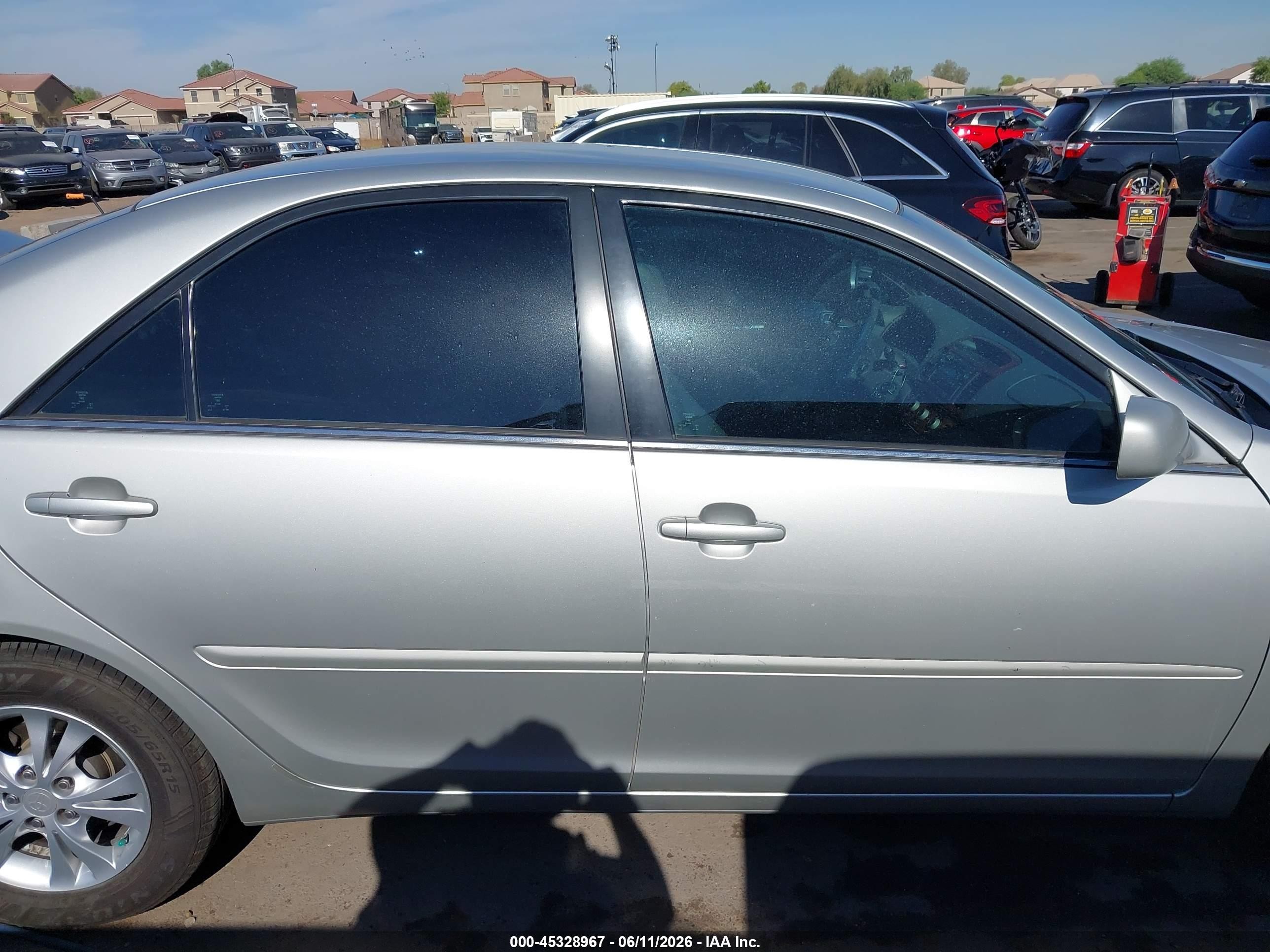 2005 Toyota Camry Le V6 Silver vin: 4T1BF32K45U613029