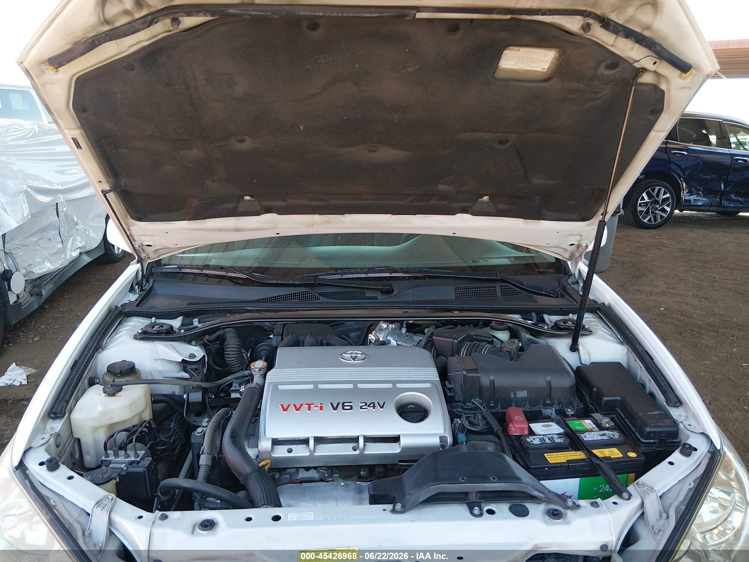 2006 Toyota Camry Le V6 White vin: 4T1BF32K46U622105
