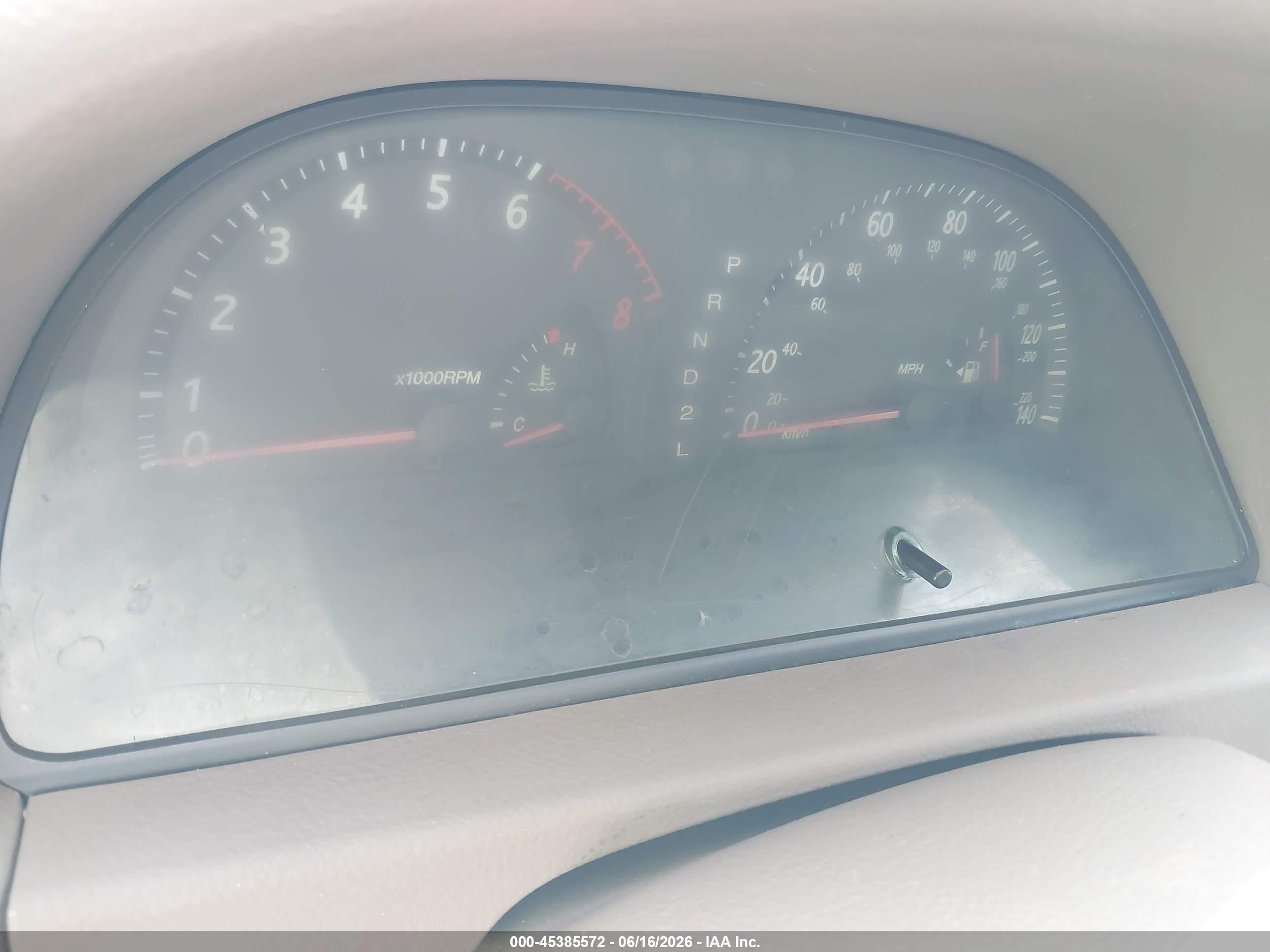 2002 Toyota Camry Le V6 White vin: 4T1BF32K52U030772
