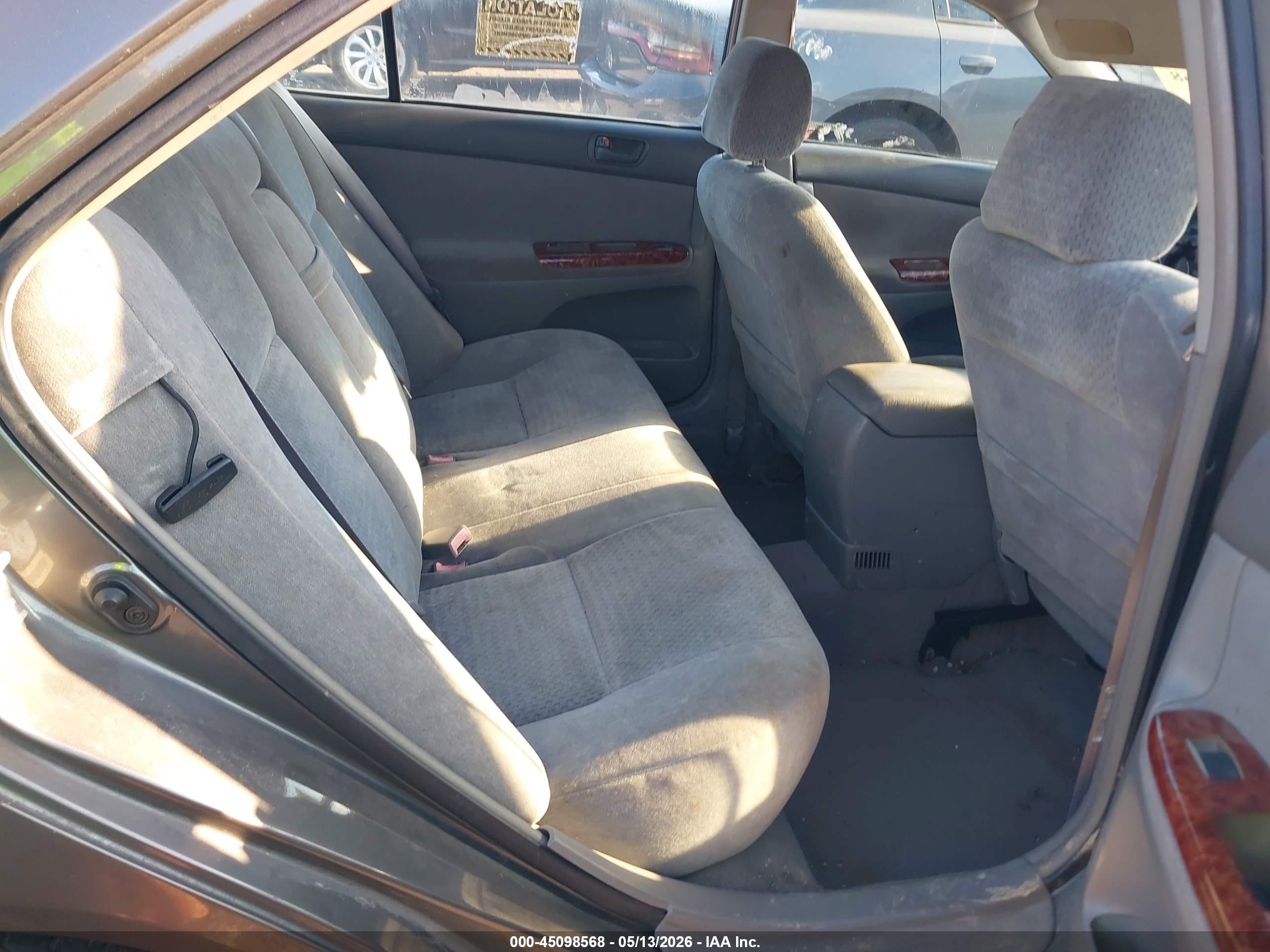 2002 Toyota Camry Le V6 Gray vin: 4T1BF32K52U517552