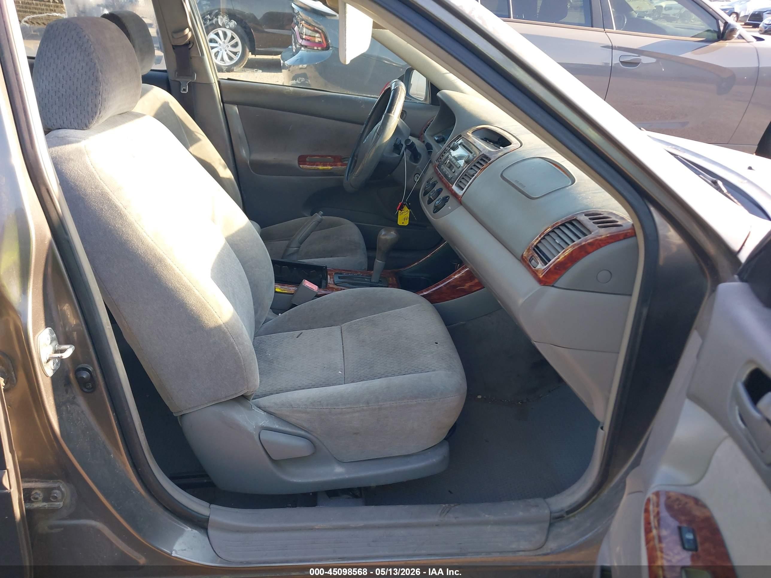 2002 Toyota Camry Le V6 Gray vin: 4T1BF32K52U517552