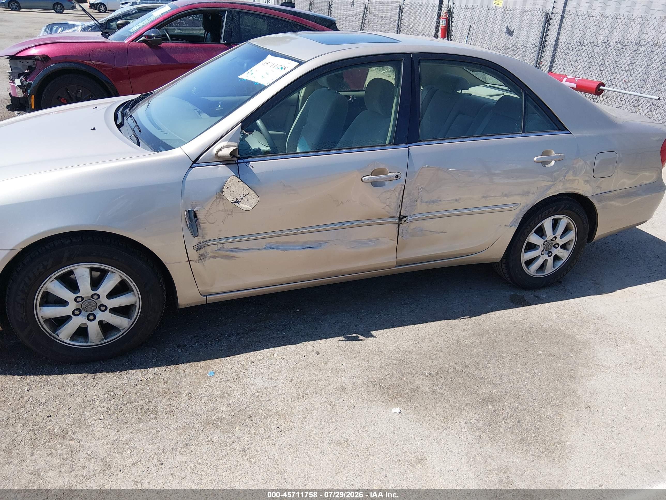 2002 Toyota Camry Xle Champagne vin: 4T1BF32K52U534769