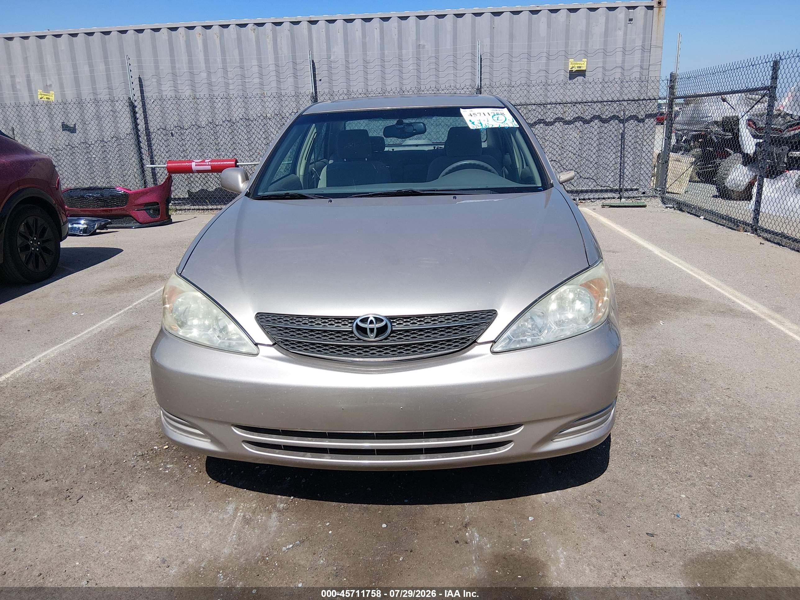 2002 Toyota Camry Xle Champagne vin: 4T1BF32K52U534769